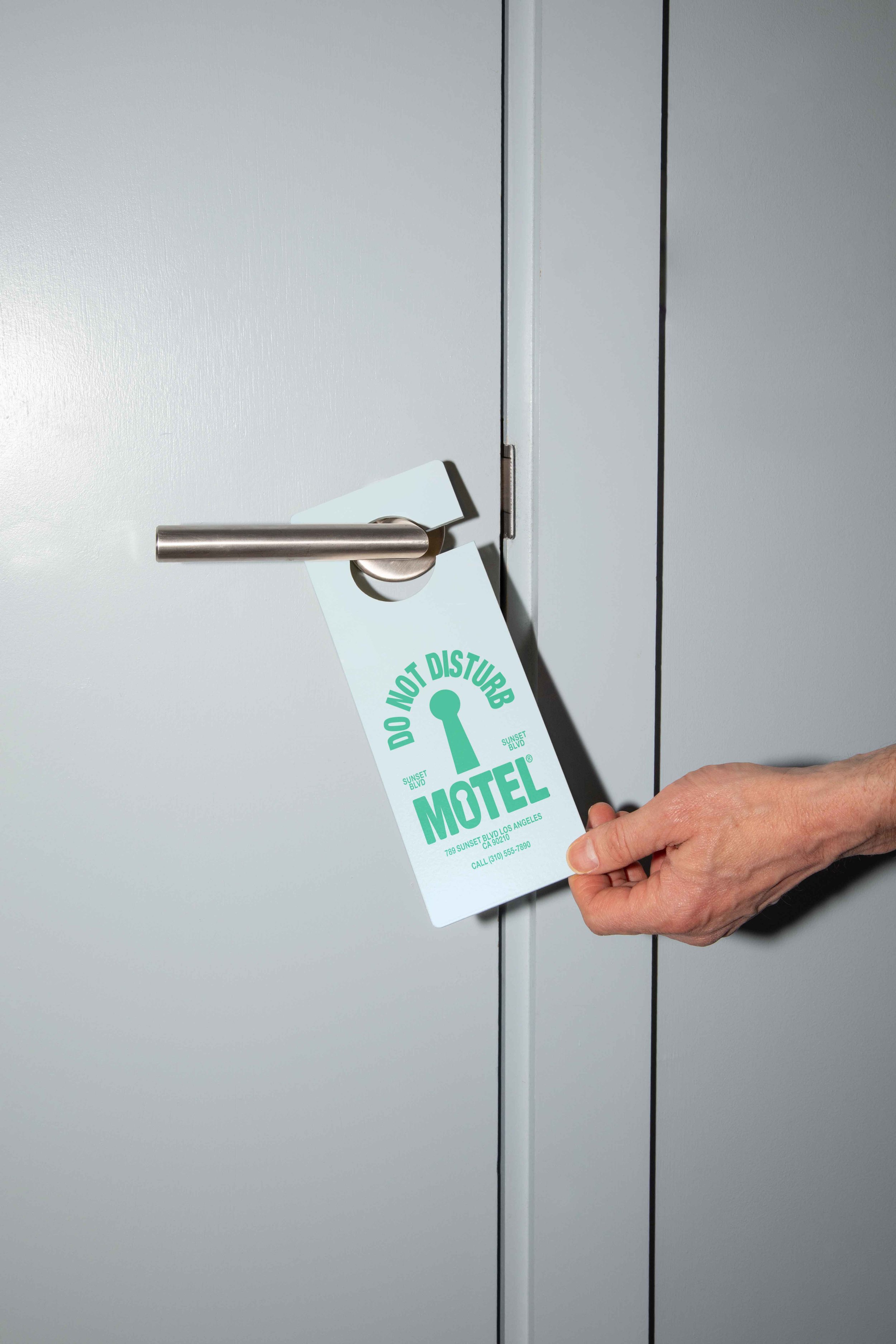 FORMAT_MOTEL_DOORHANGER_01d.jpg