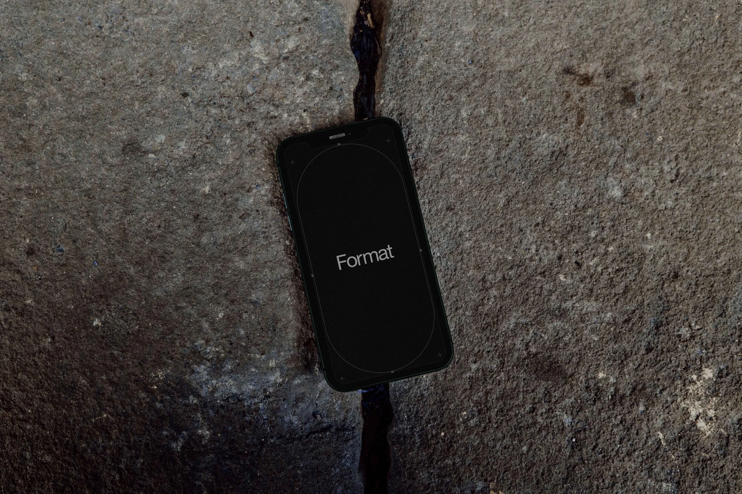 FORMAT_B5_SMART_PHONE_03.jpg