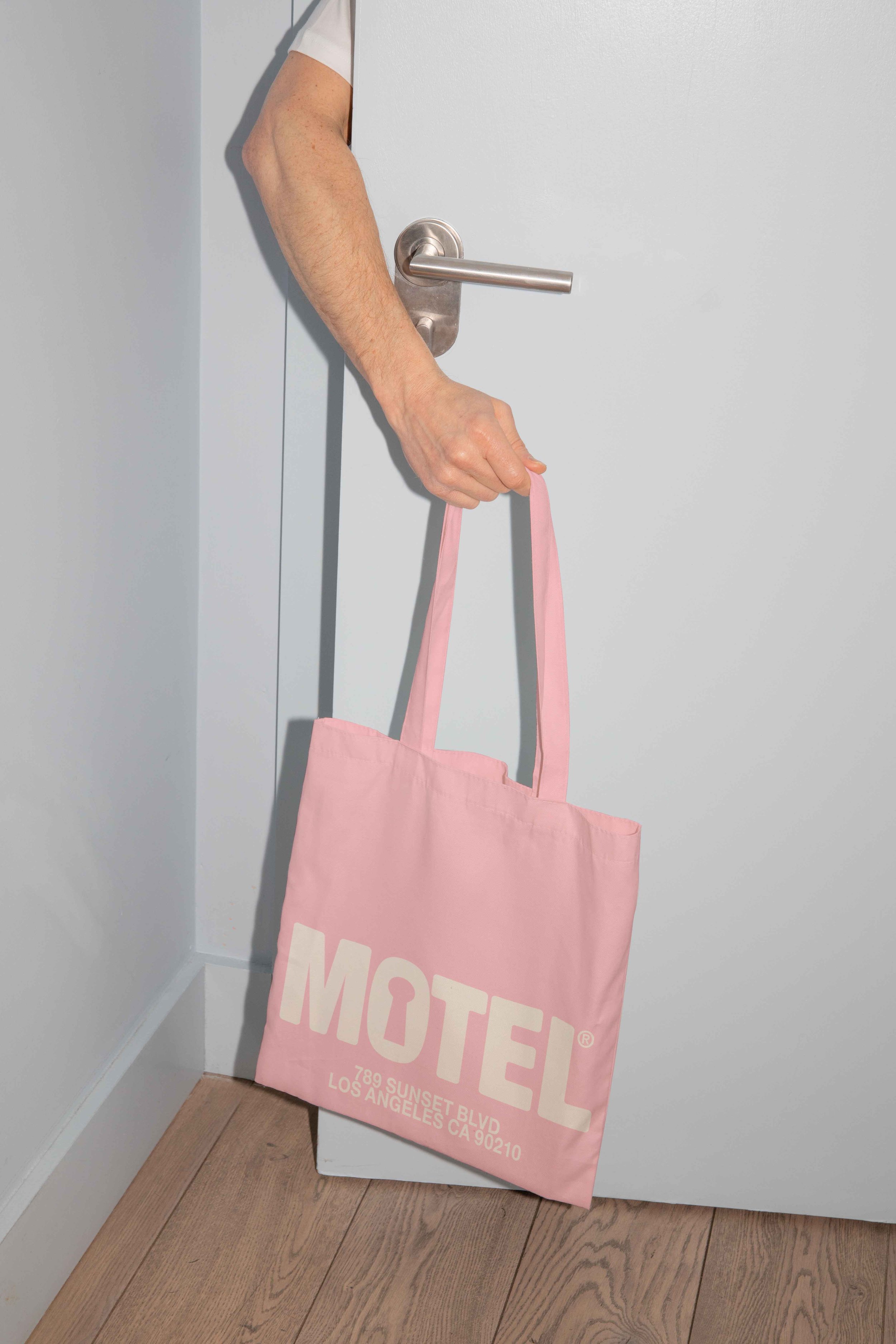 FORMAT_MOTEL_TOTEBAG_01b.jpg