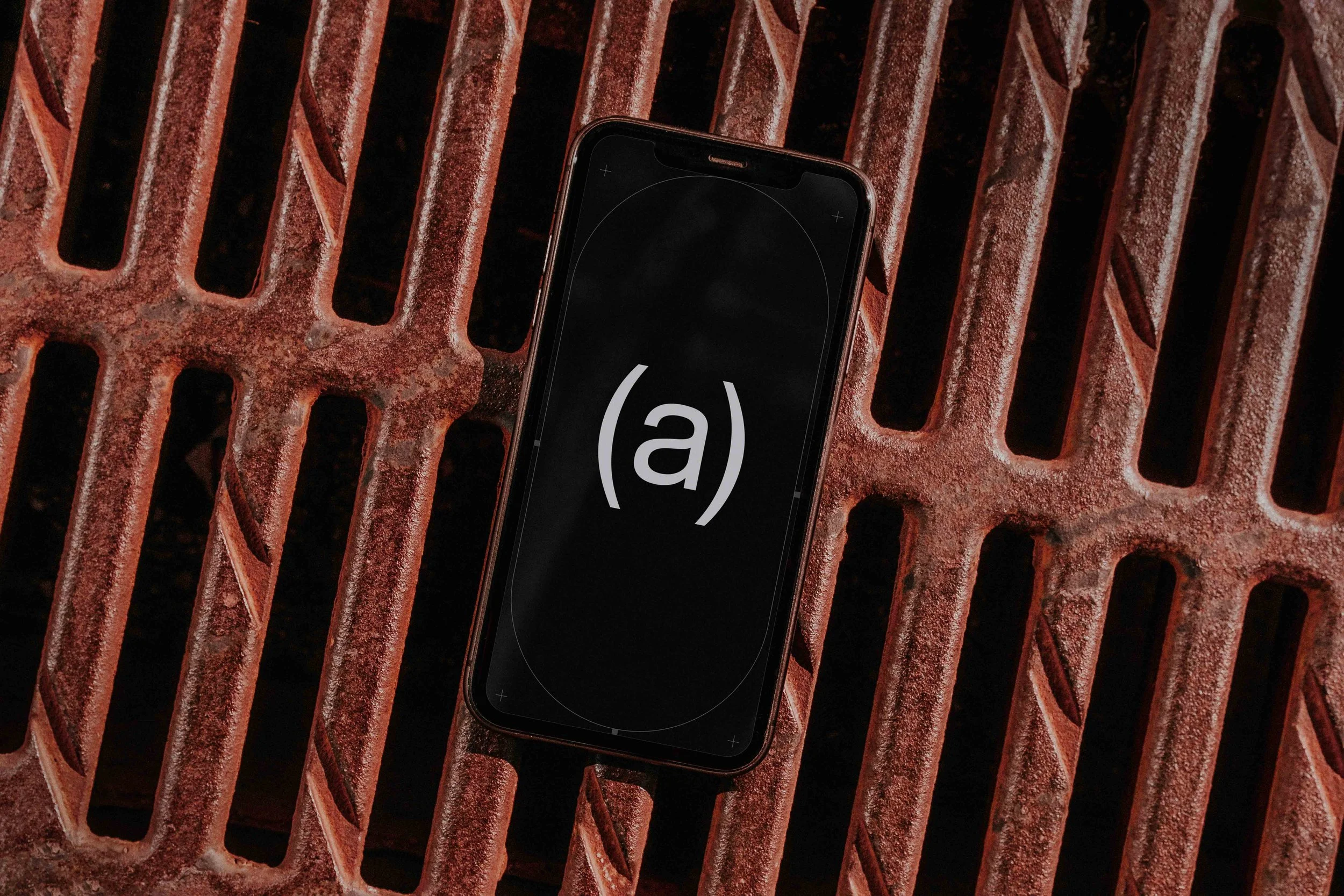 ARKIVAL_B5_SMART_PHONE_01.jpg