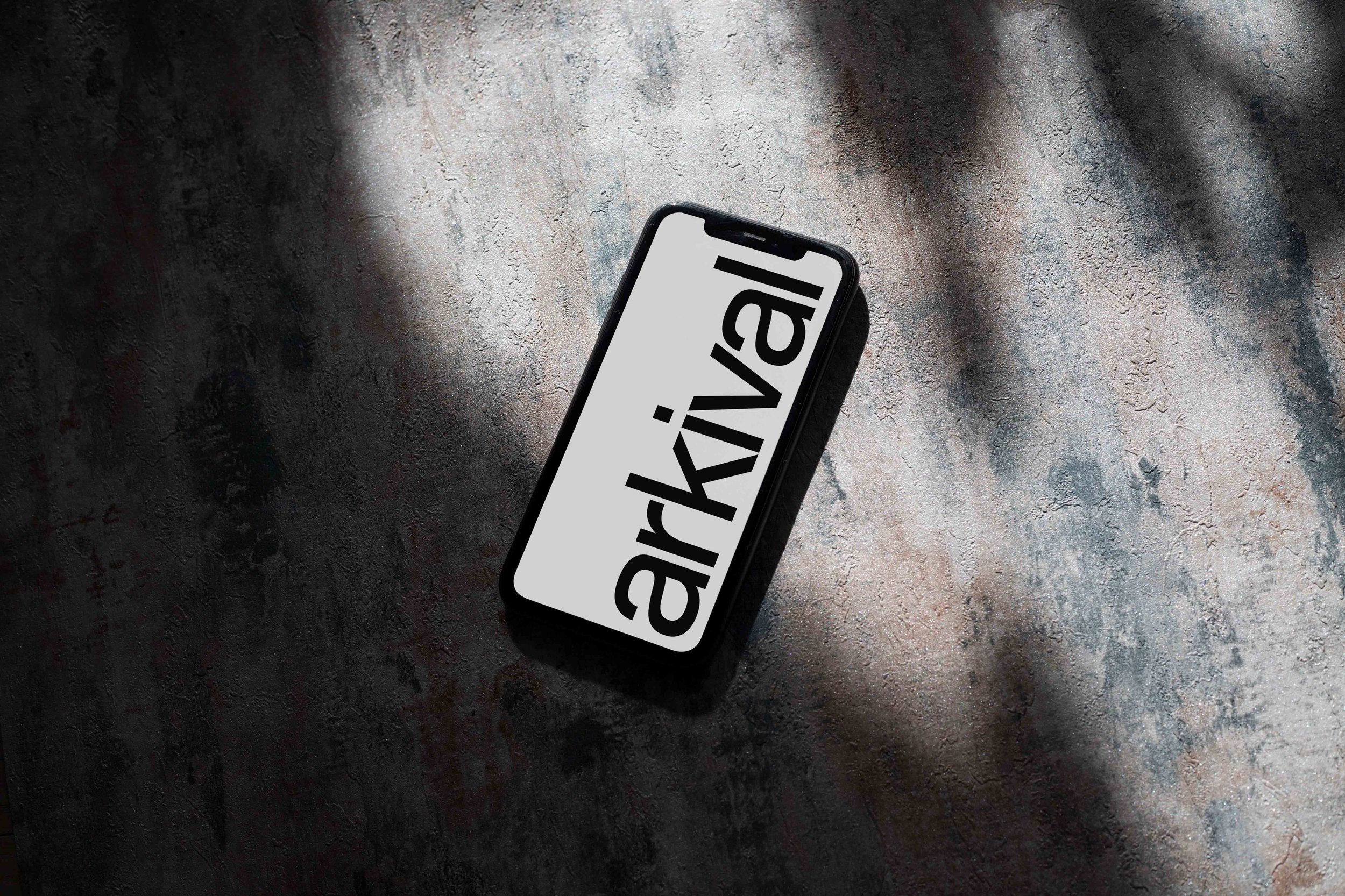 ARKIVAL_B2_IPHONE11_02.jpg
