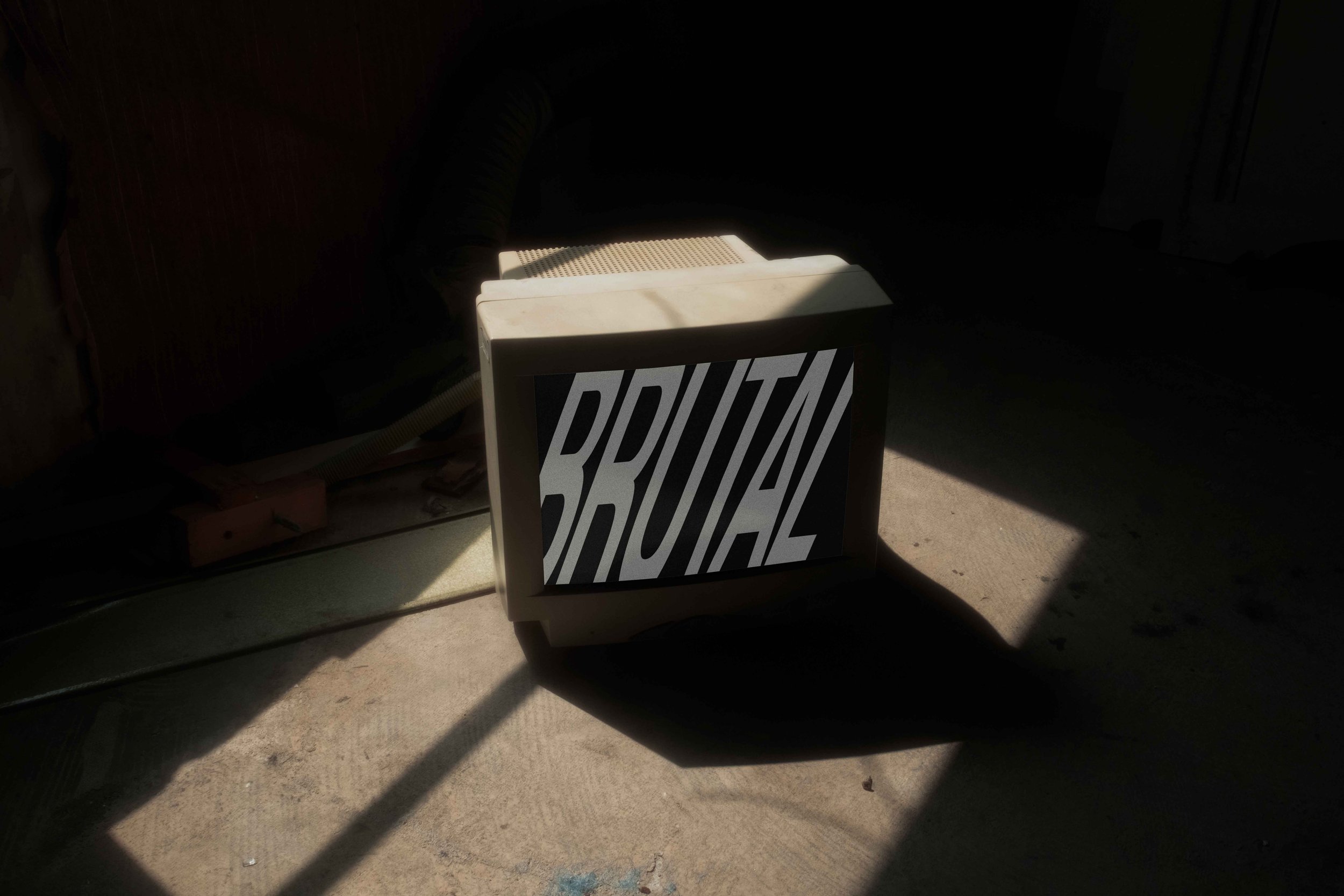 FORMAT_BRUTAL_SCREEN_06.jpg