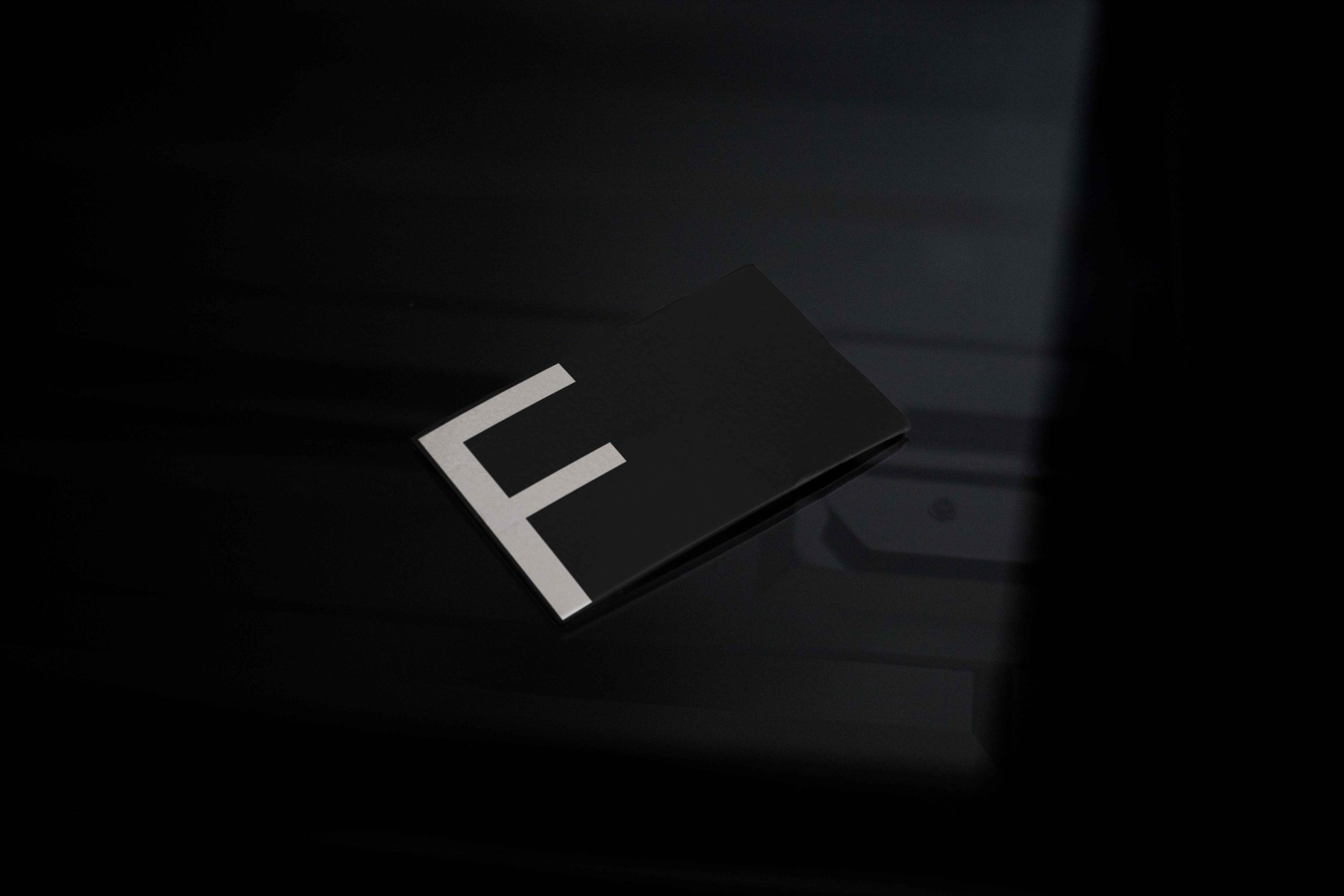 FORMAT_B3_BUSINESSCARD_03.jpg