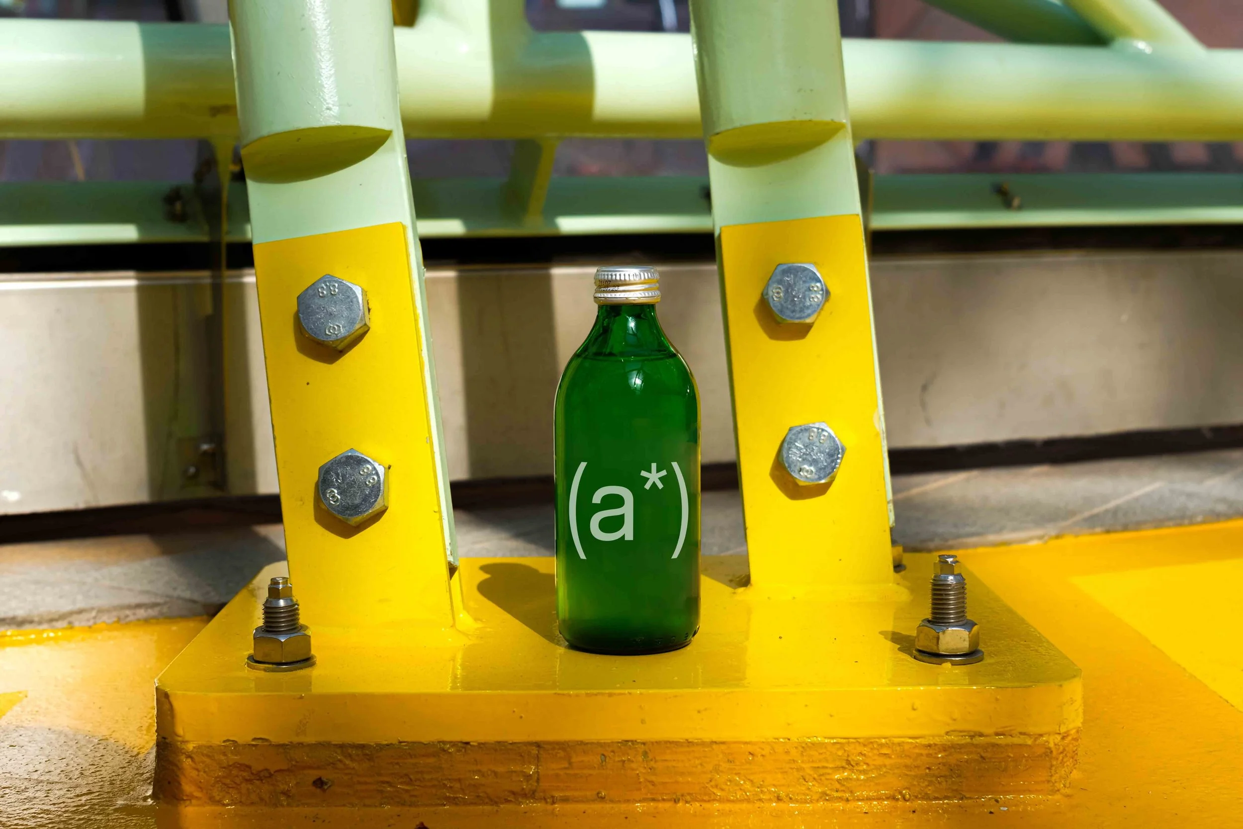 ARKIVAL_B2_BOTTLE_01.jpg
