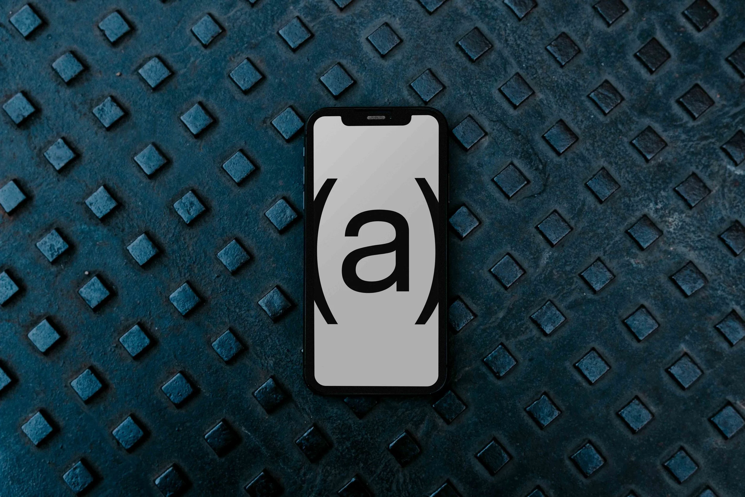 B5 SMARTPHONE 02