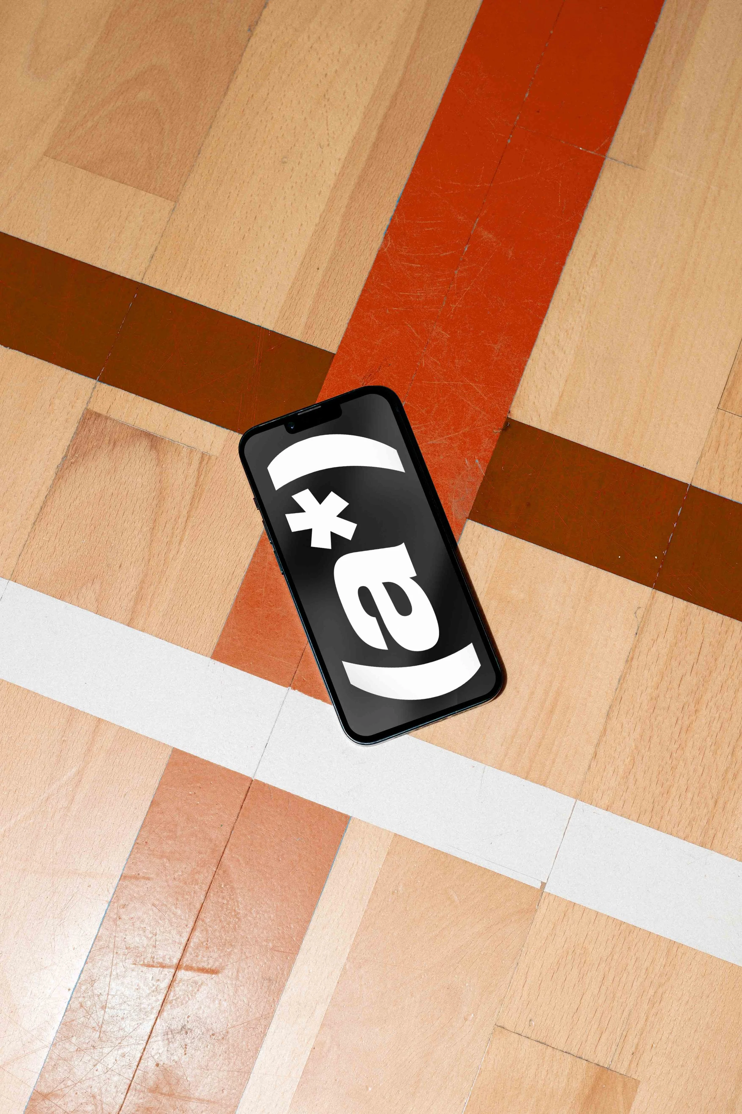 ATHLETE SMARTPHONE 03