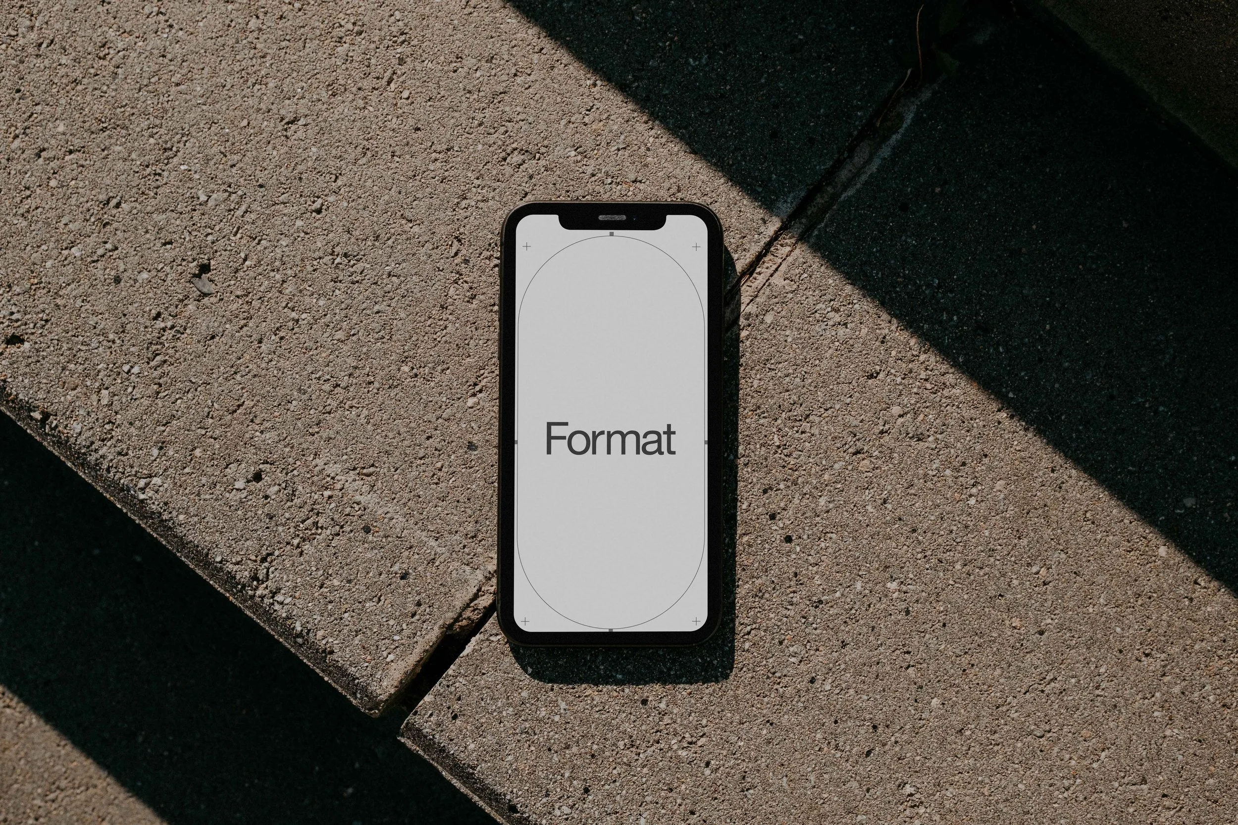 FORMAT_B5_SMART_PHONE_04_1.jpg