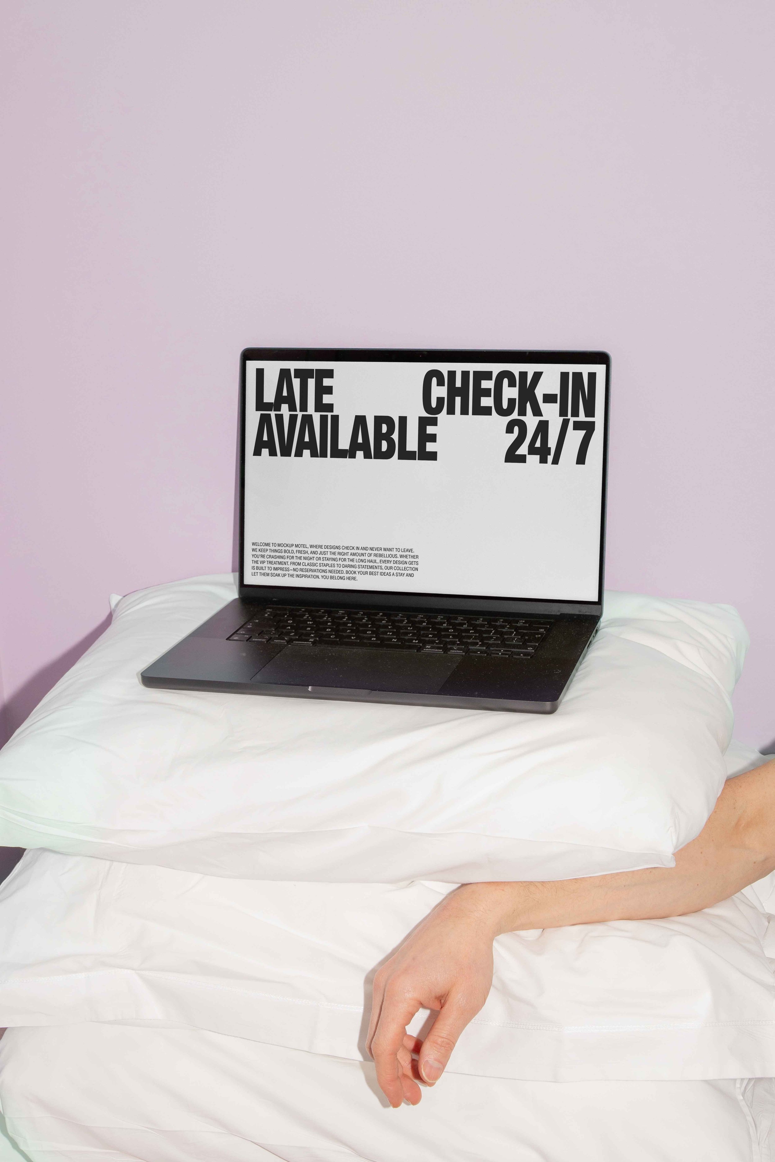MOTEL LAPTOP 02