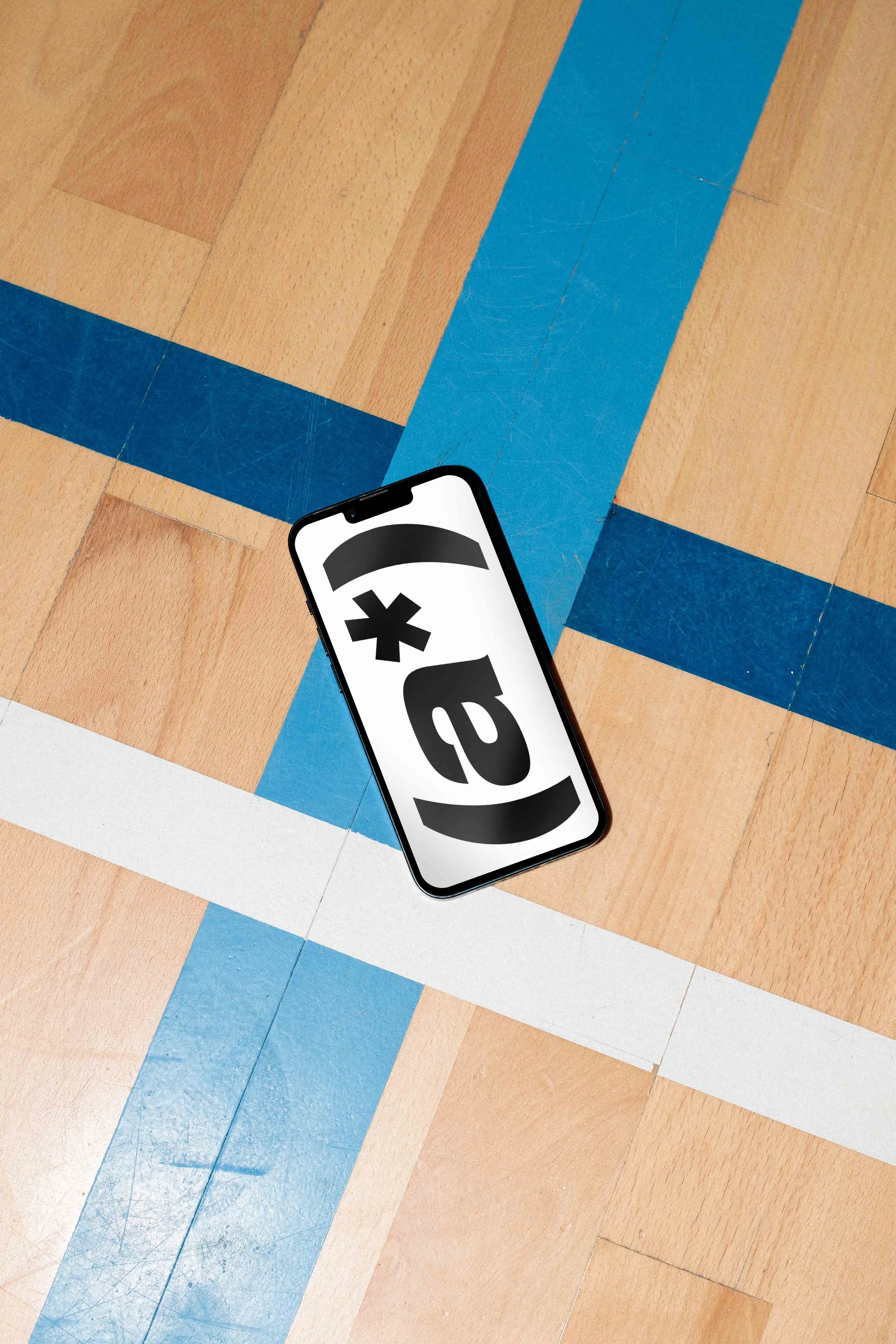 ARKIVAL_ATHLETE_SMARTPHONE_03.jpg