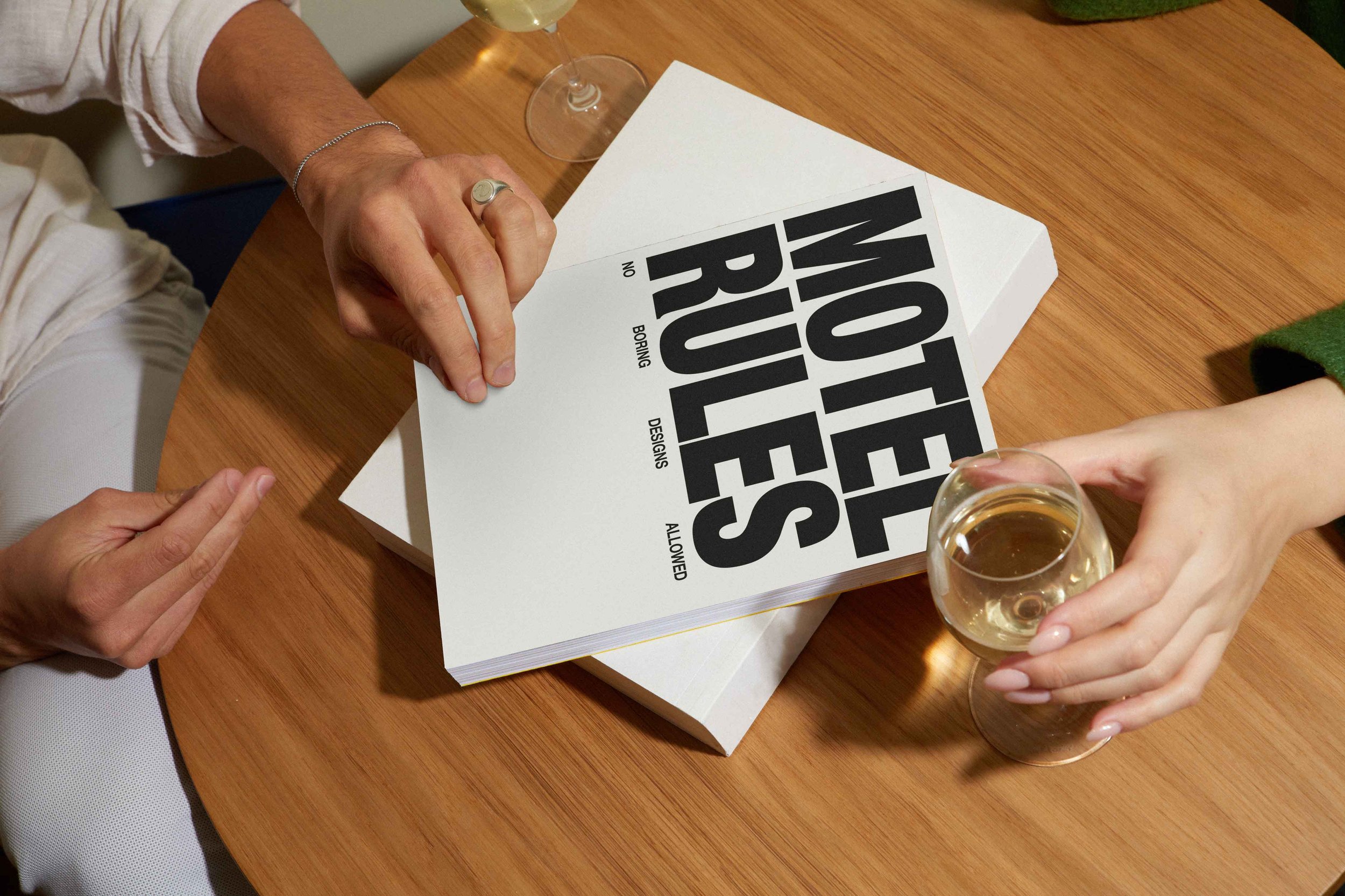 FORMAT_MOTEL_BOOK_05.jpg