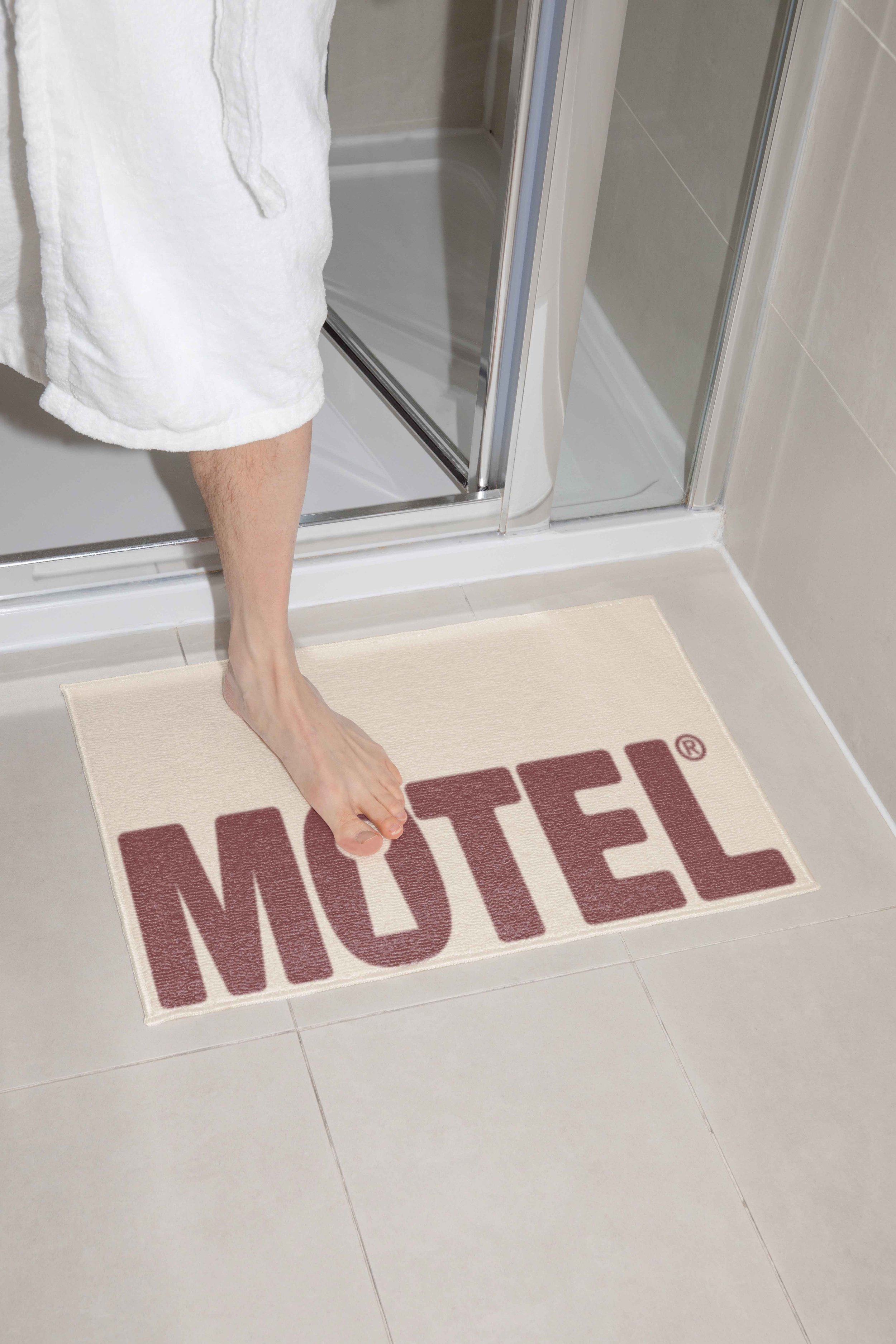 FORMAT_MOTEL_BATHMAT_01b.jpg