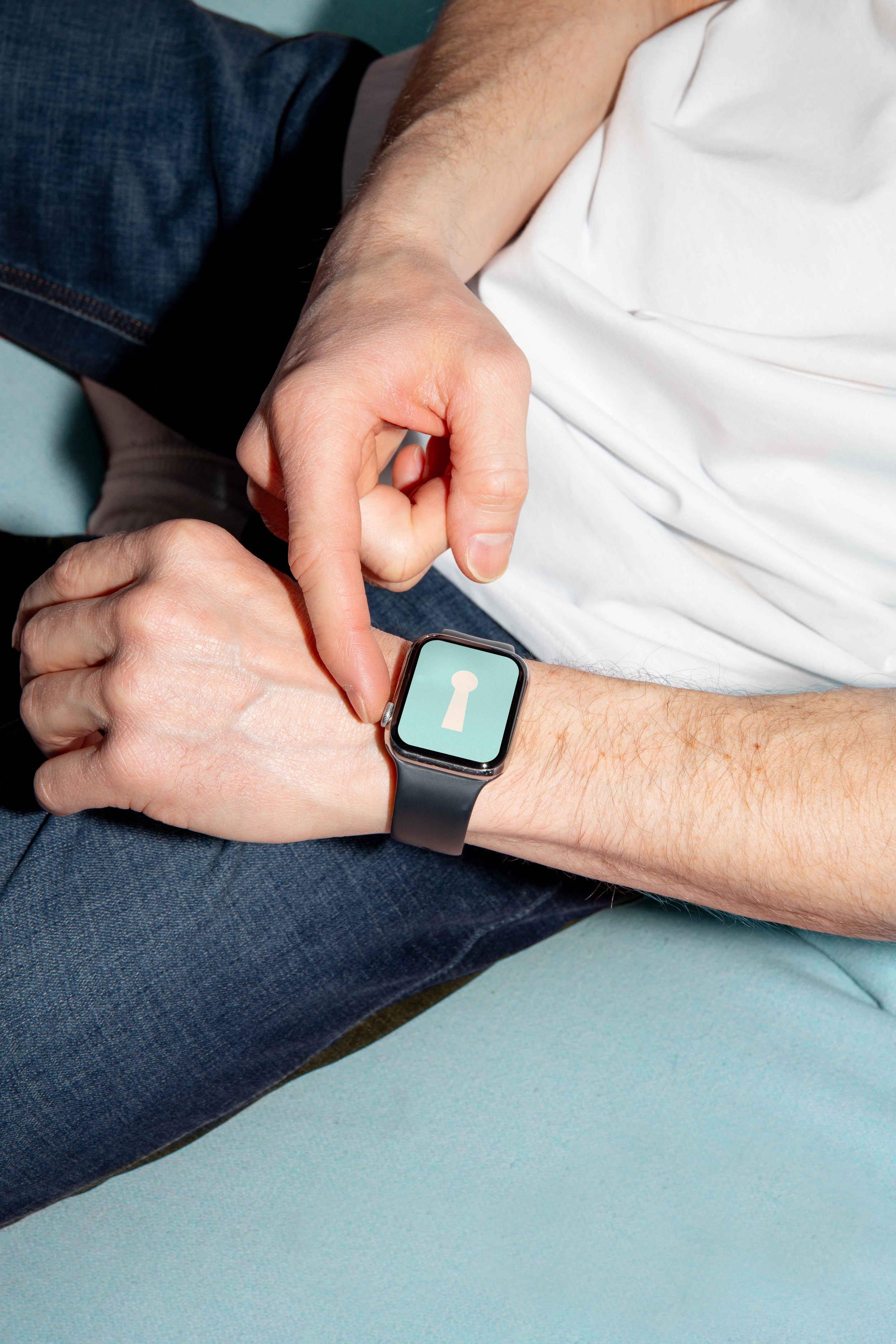 FORMAT_MOTEL_SMARTWATCH_01 copy.jpg