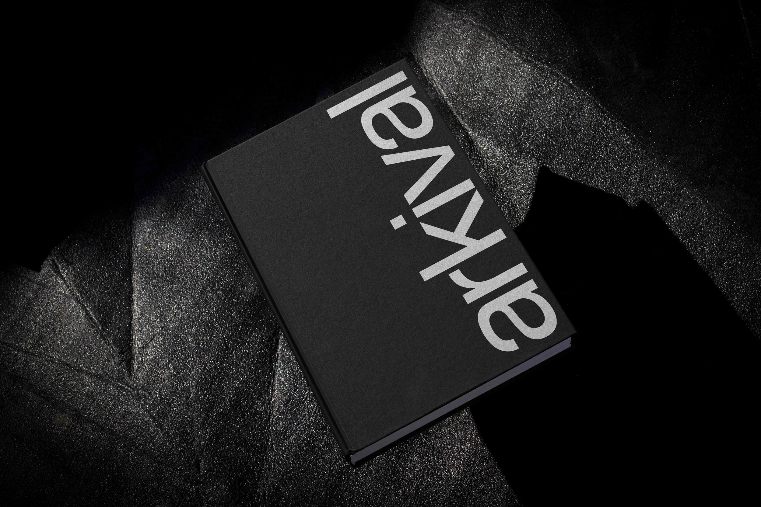 ARKIVAL_B2_BOOK_06.jpg
