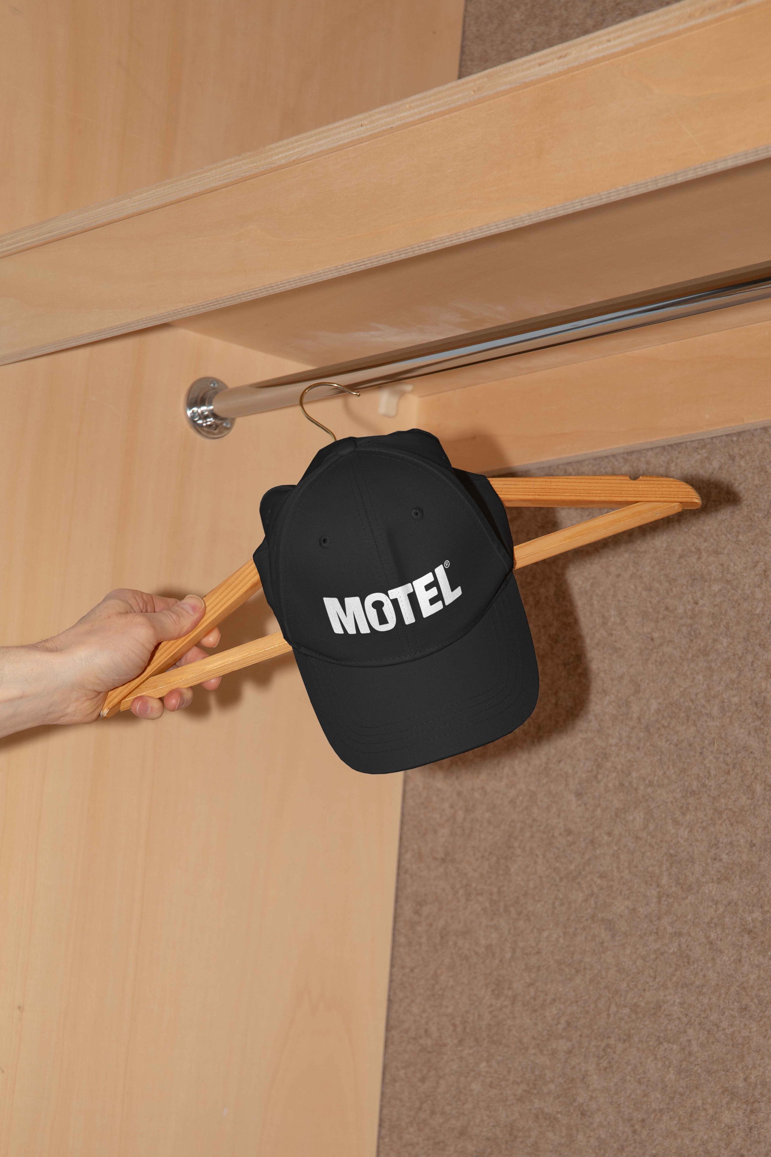 FORMAT_MOTEL_CAP_01b.jpg