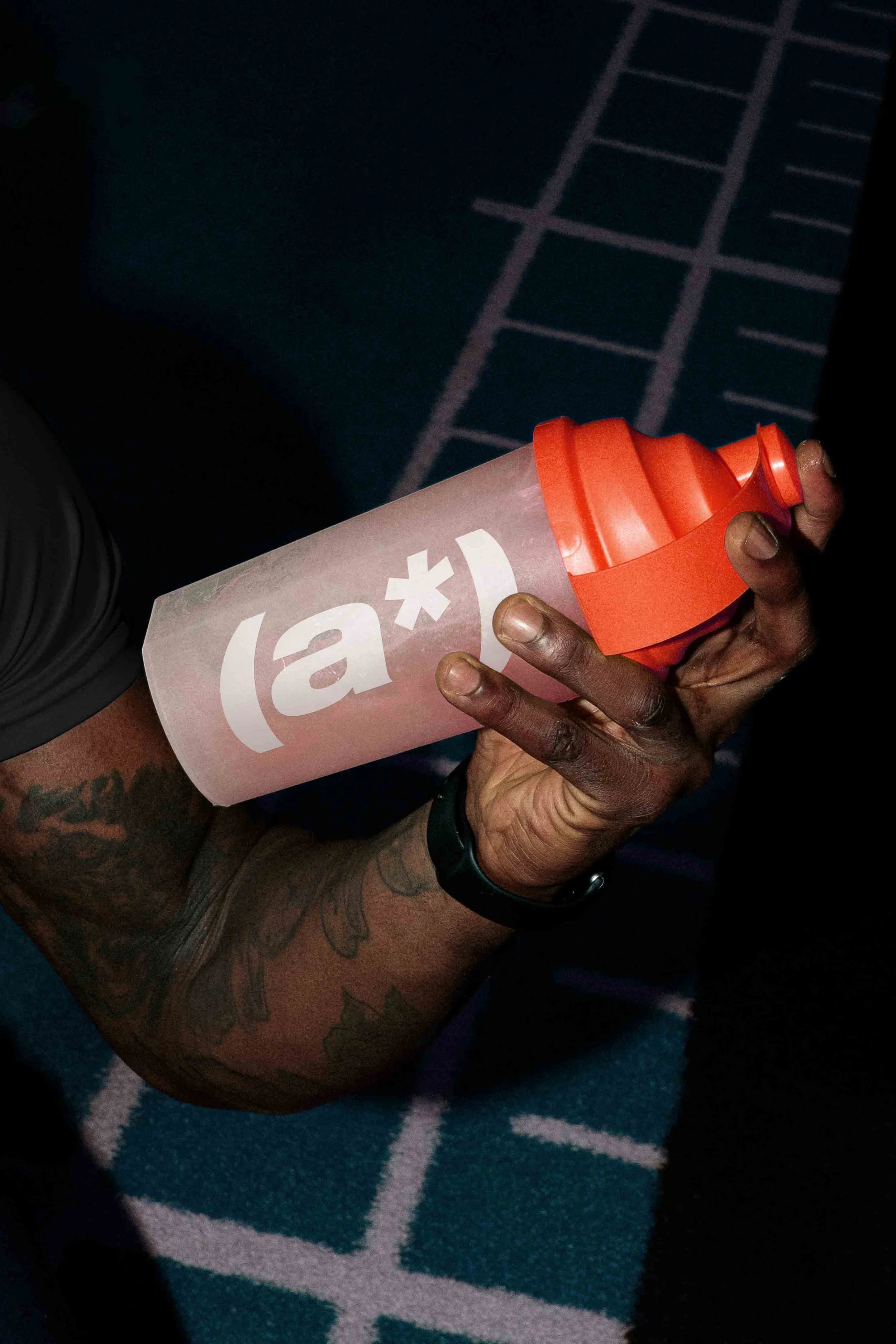 ARKIVAL_ATHLETE_PROTEIN_SHAKER_04.jpg