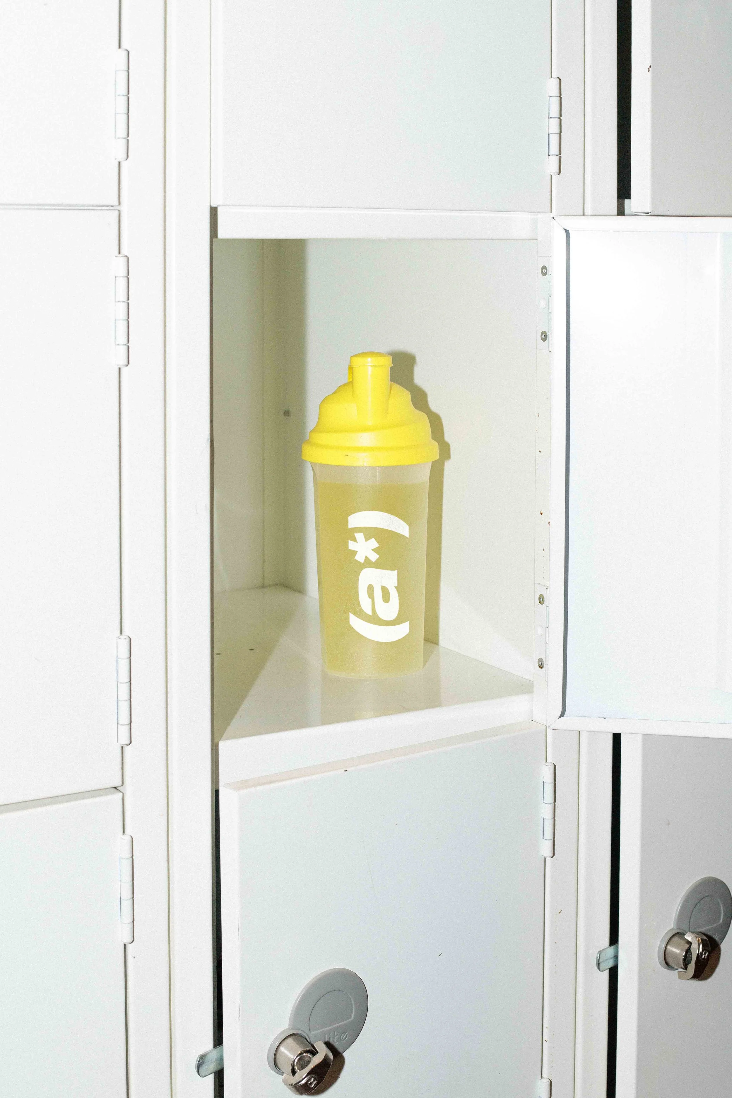 ATHLETE PROTEIN SHAKER 03