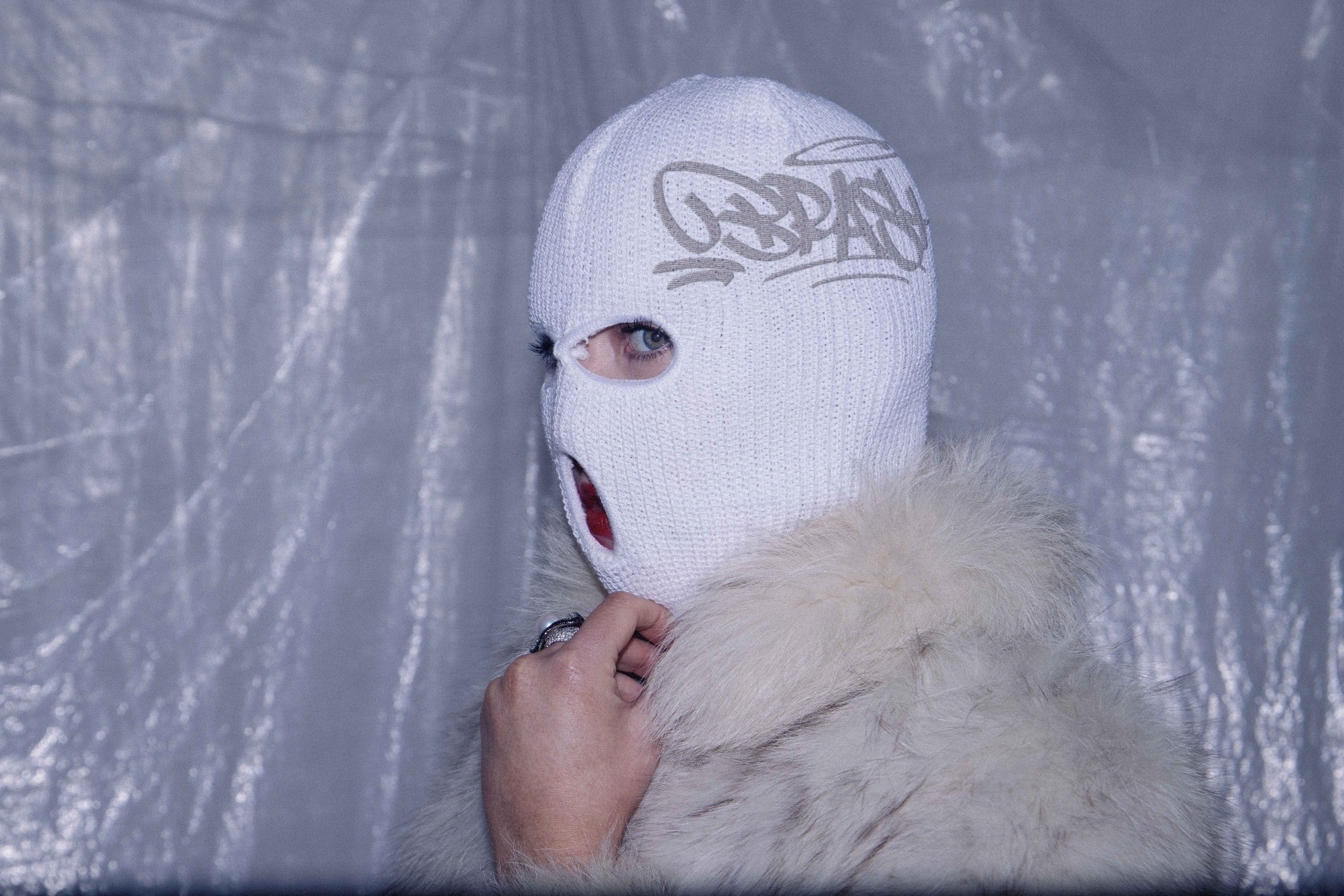 FORMAT_BRASH_WHITE_BALACLAVA_01.jpg