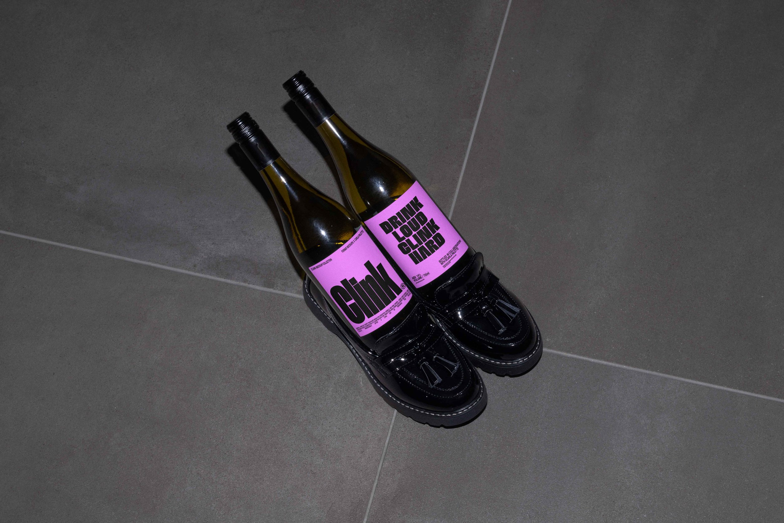 FORMAT_CLINK_WINE_BOTTLE_05c.jpg