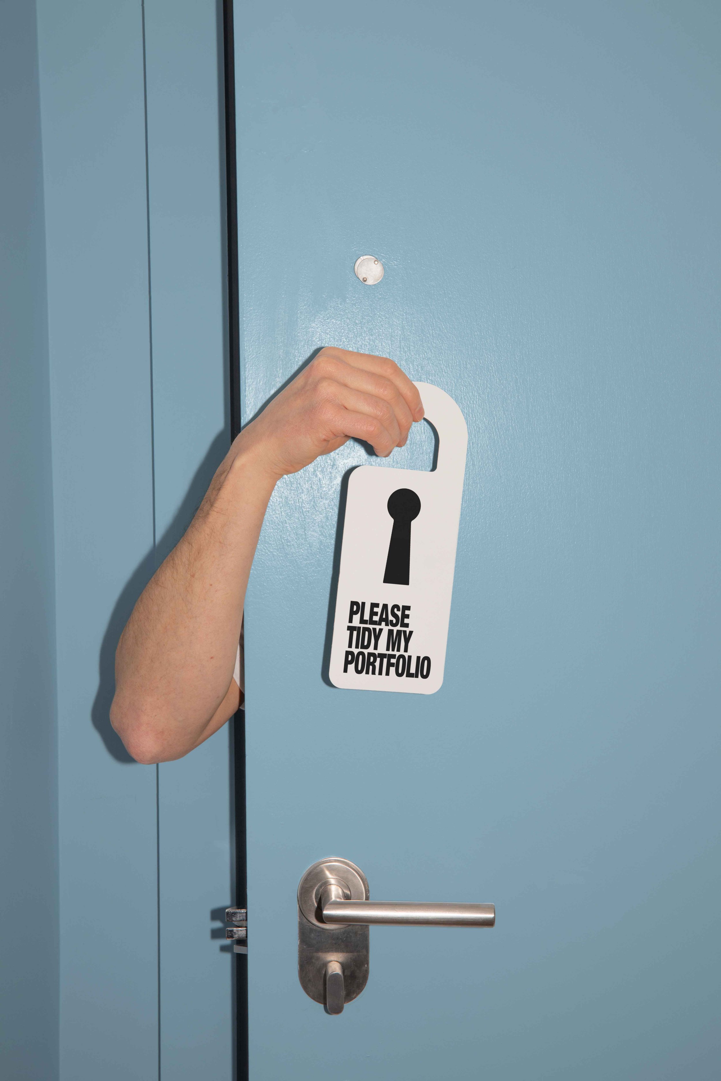 FORMAT_MOTEL_DOORHANGER_02.jpg