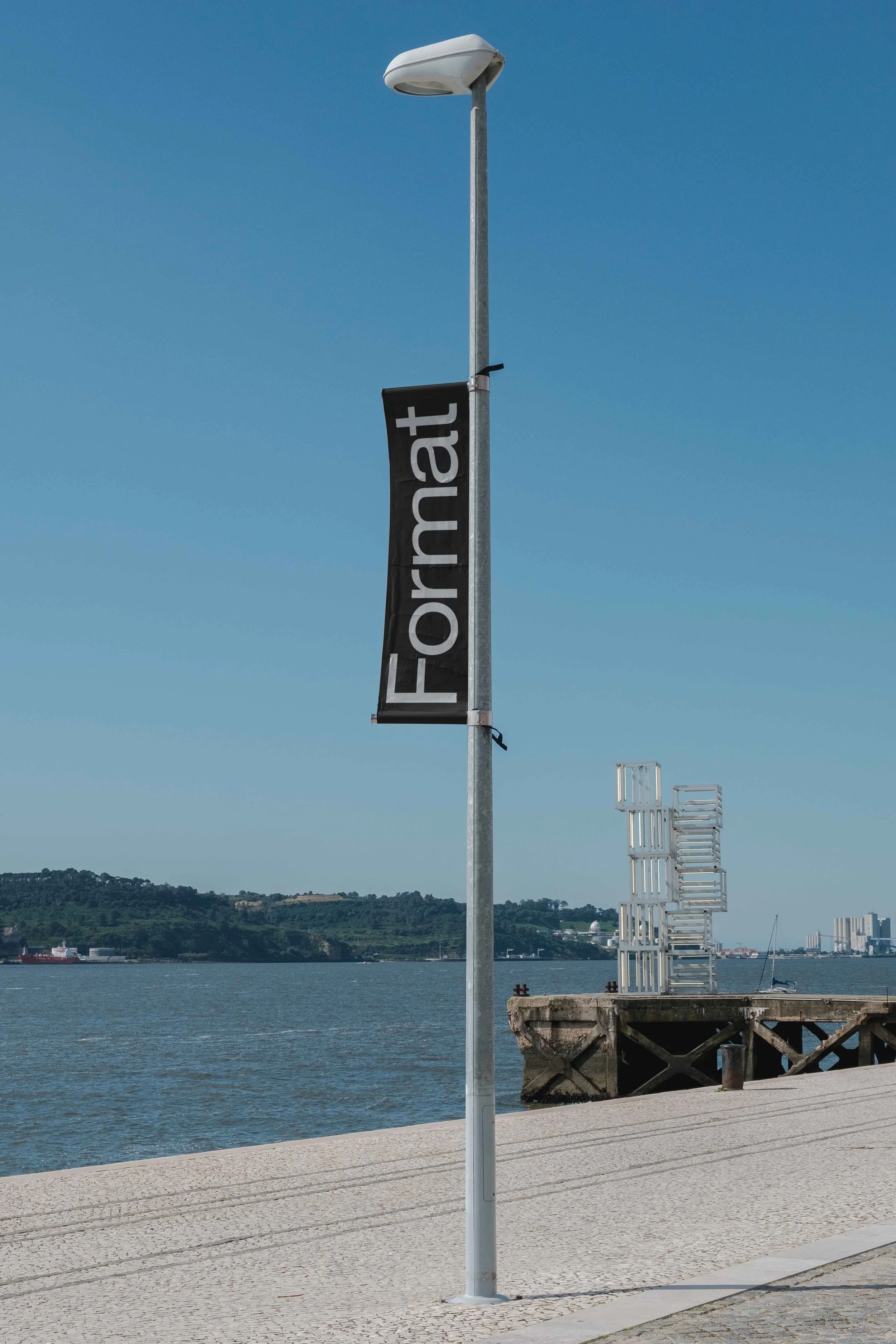 FORMAT_B5_FLAG_03.jpg