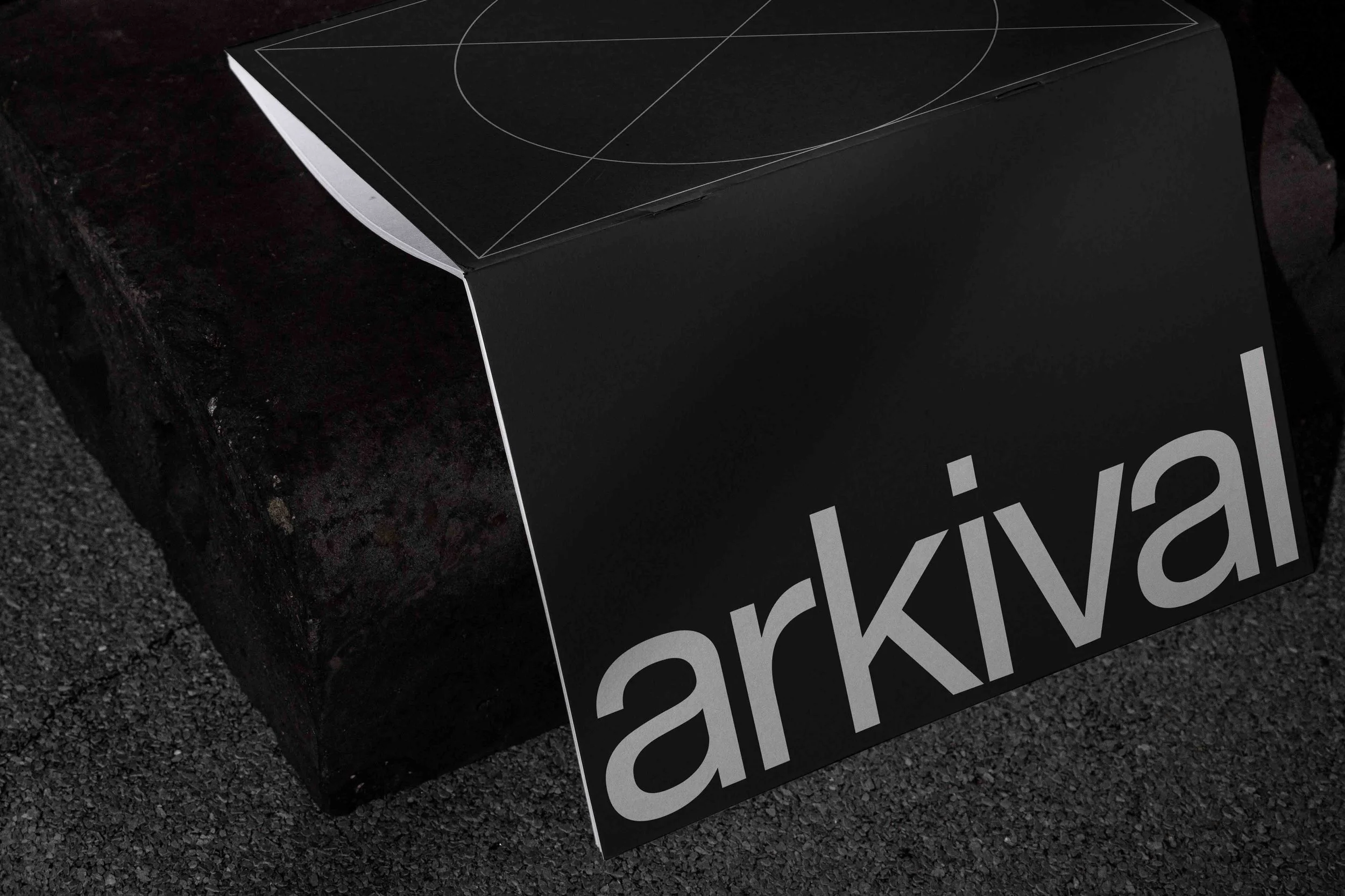 ARKIVAL_A4_BOOK_01.jpg