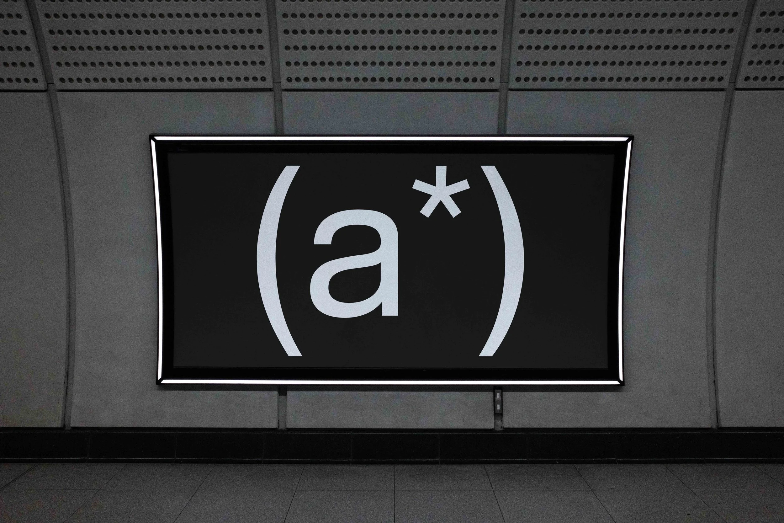 B4 SIGNAGE 01