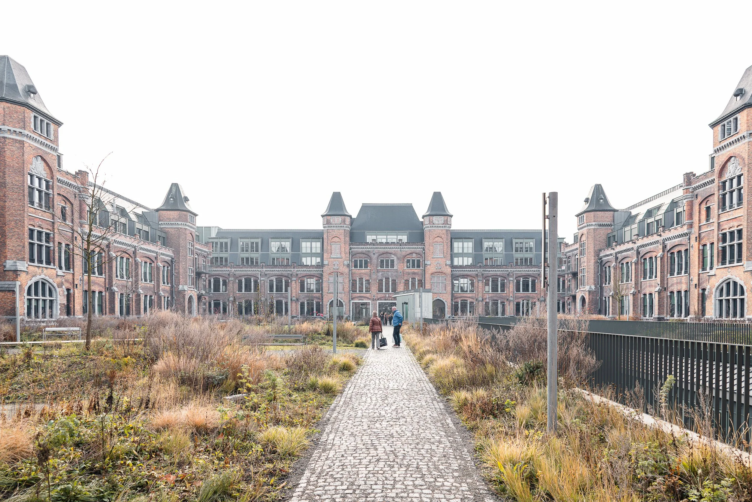 Leopoldskazerne - De Noyette-Geerling / 1906. Sergison-Bates, B2Ai, Spectra, Delva / 2025.