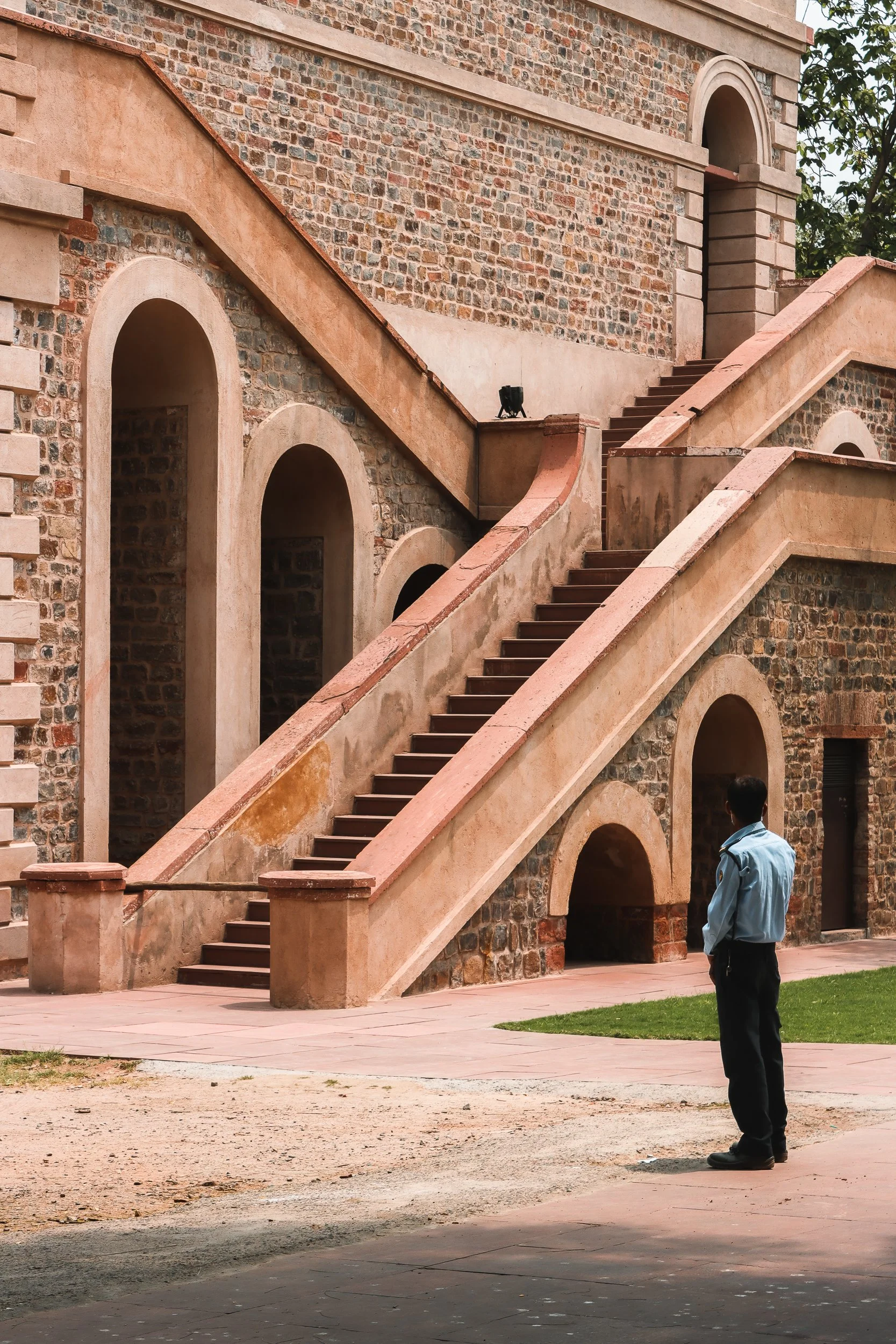At the door of your mind - 2022 / Red Fort, Delhi / 17th century - sandstone
