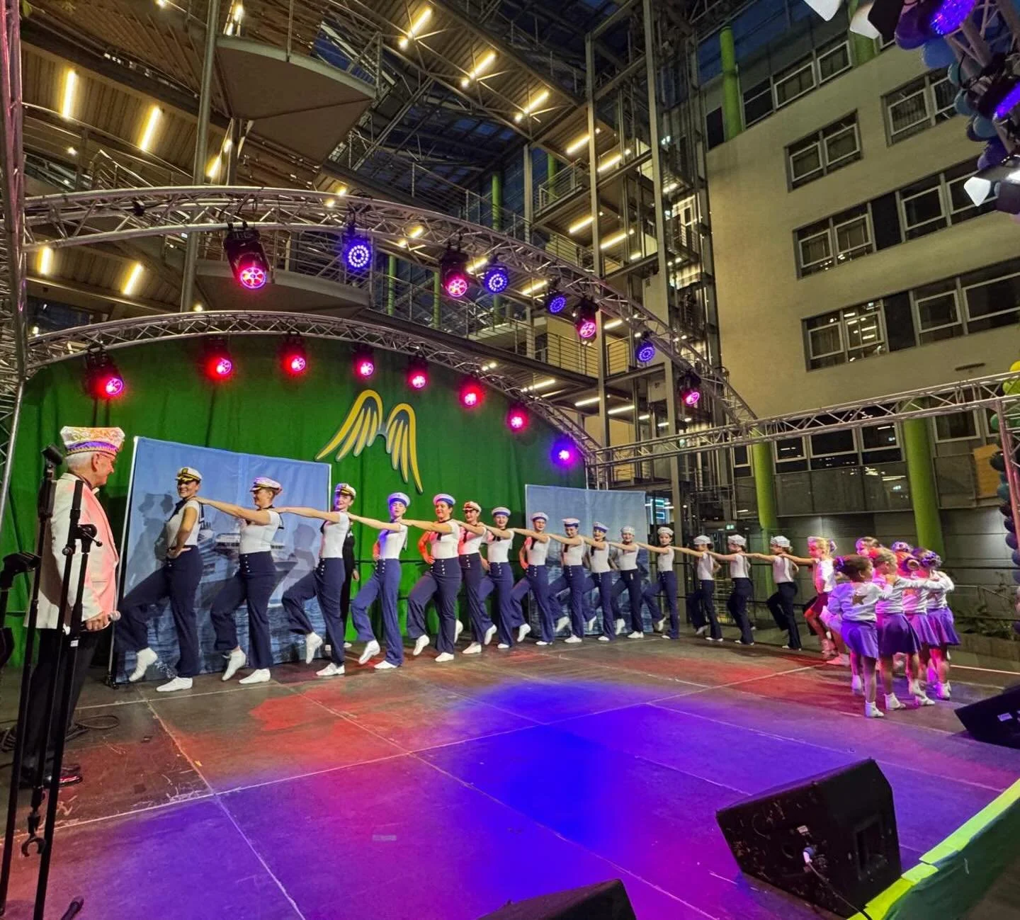 Unser Auftritt bei der @provinzial.versicherung 💚
Danke dass wir da sein durften, es war toll!🤩