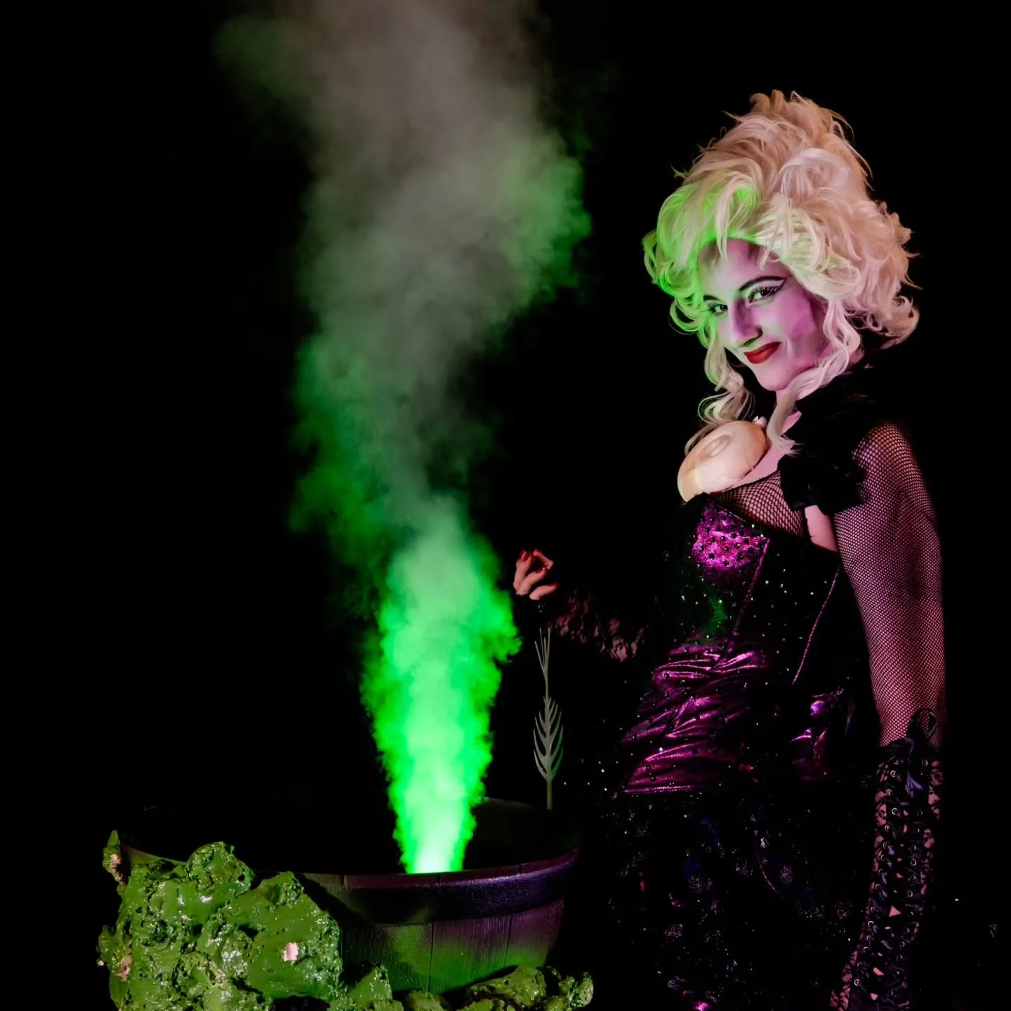 🐙URSULA🐙

Oooh, boy did we have so much fun creating this costume for SCCC's production of The Little Mermaid Jnr!! Honestly, who doesn't love a villain?!

We are so grateful to work with some amazing local schools, trusting us to do our thing and 