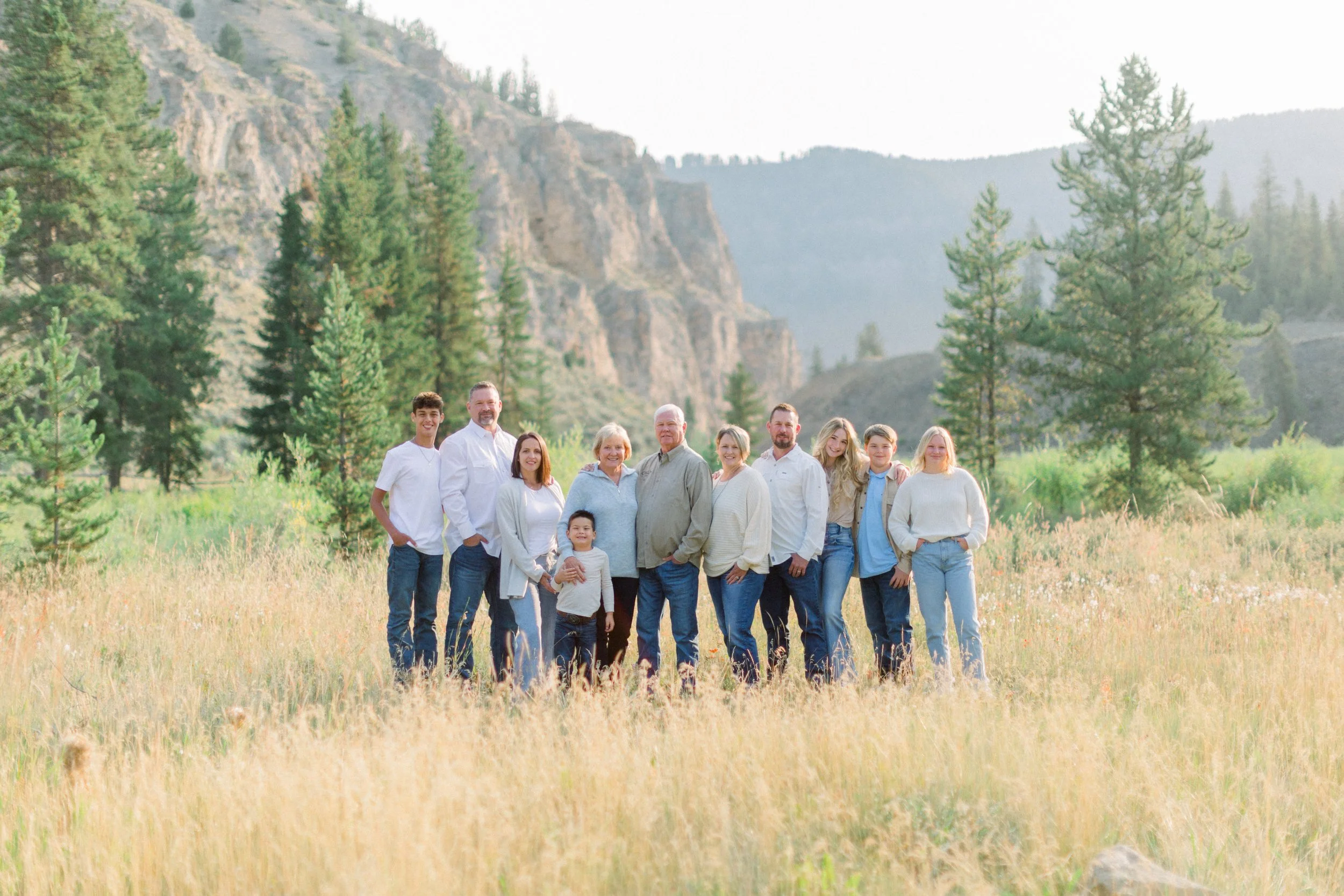 KelseyKradelPhotography_BigSkyFamilyPortraitPhotographer_DawsonFamily_007.JPG