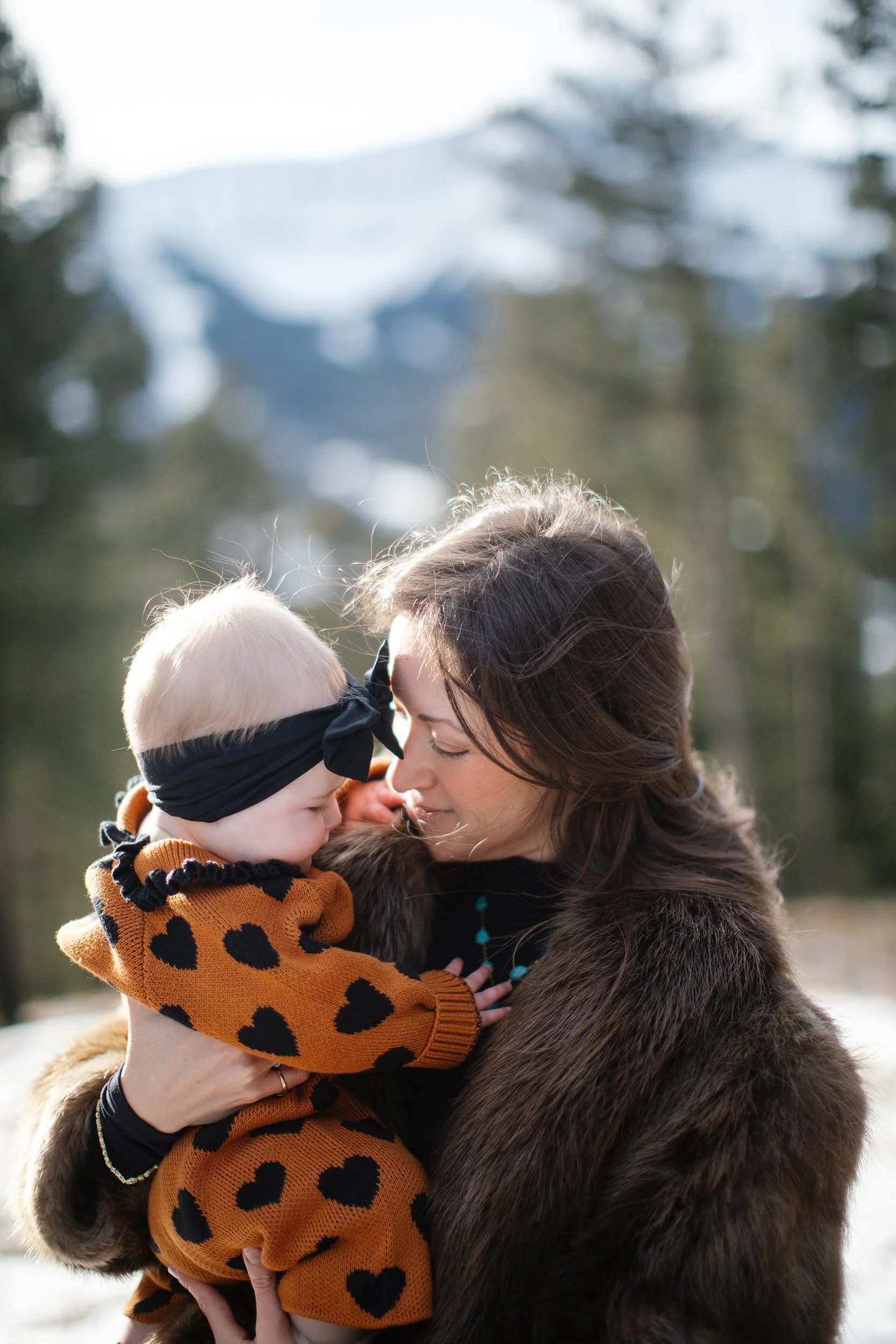 121325_BigSkyFamilyPhotographer_KelseyKradelPhotographer_Schwartz_044 copy.jpg