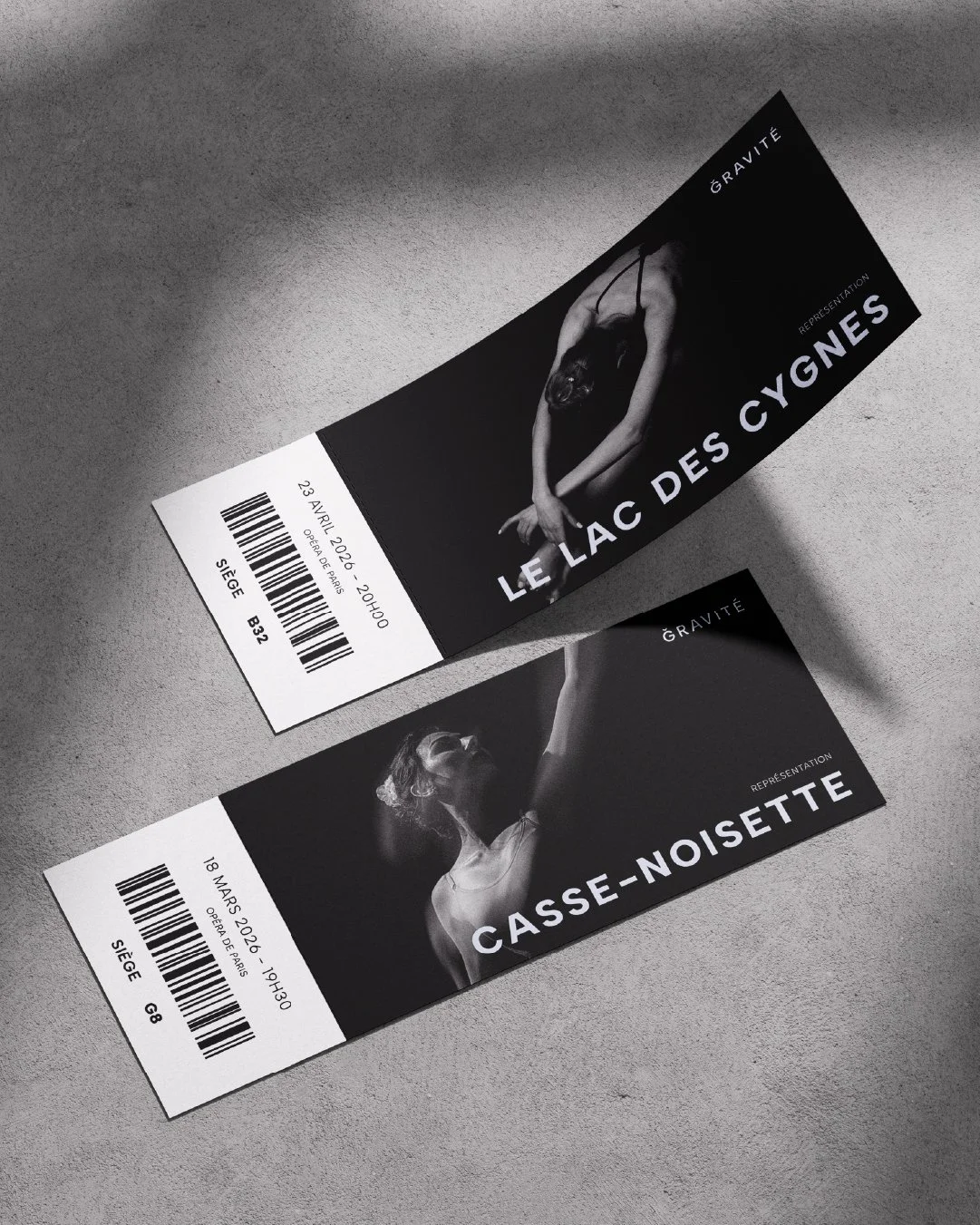 Deux tickets de spectacle de l'identité visuelle de GRAVITÉ réalisé par le studio de design lapousse.