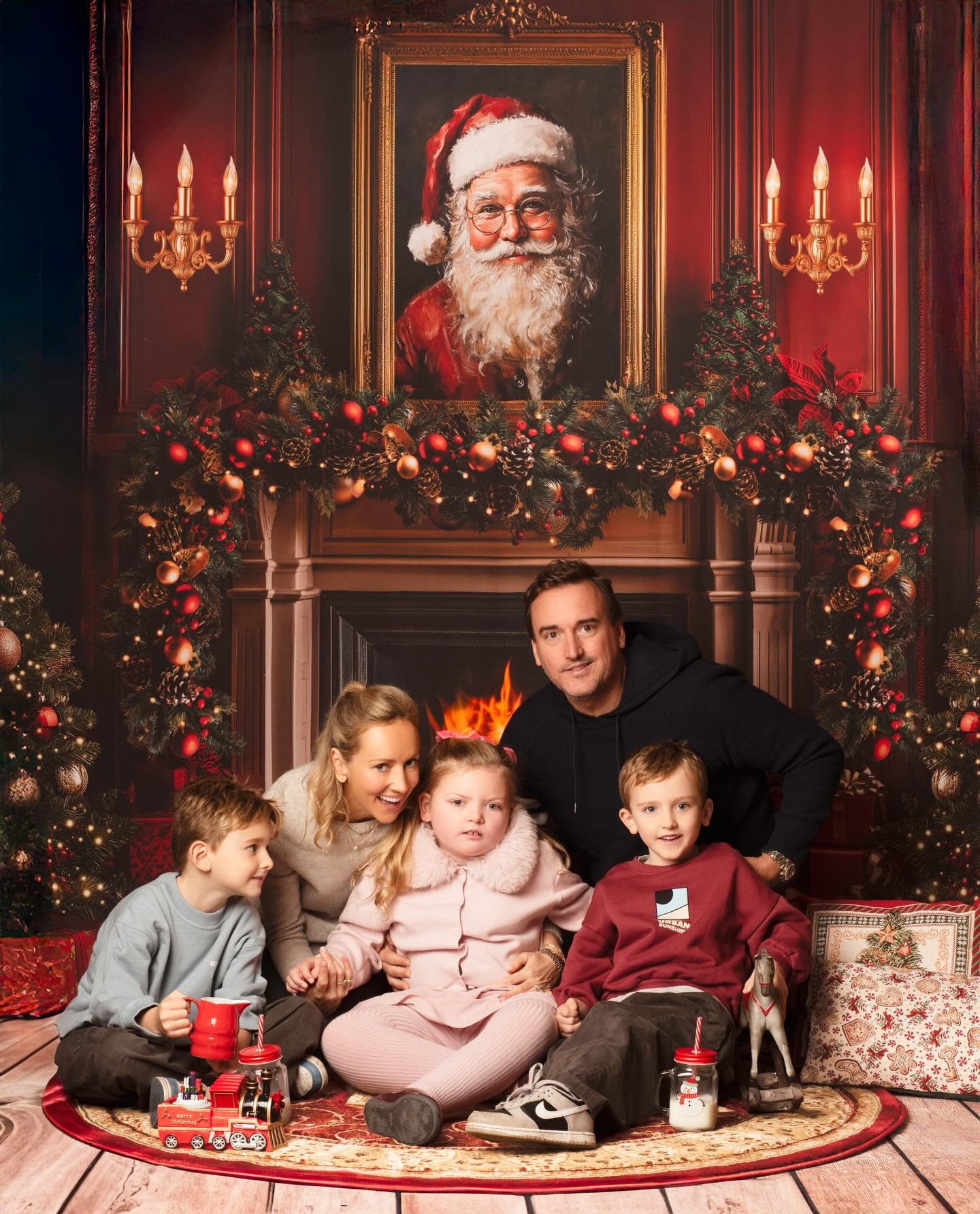 I absolutely love, love, love this family ❤️
I&rsquo;ve photographed them for so many years, watching their beautiful children grow and seeing the love they share deepen each time.
The gentleness, the care, the way they hold each other, it&rsquo;s al