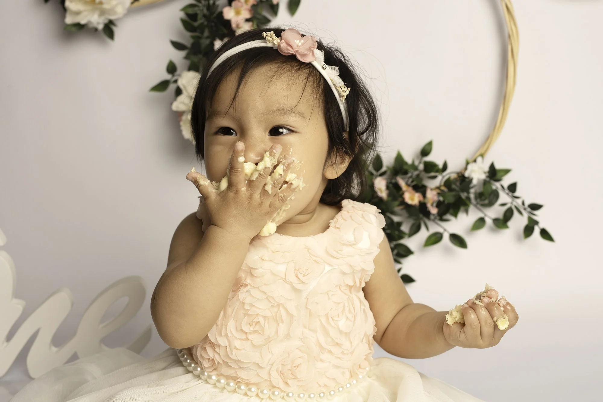 child eating cake 
