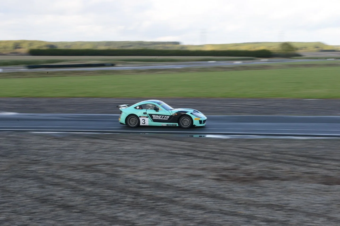 The conditions were still very sketchy in this second practice session but I gave it everything I had and it went very well! 
Everything just clicked in that car, and I was going faster and faster every lap. Even managed a bit of accidental drifting 
