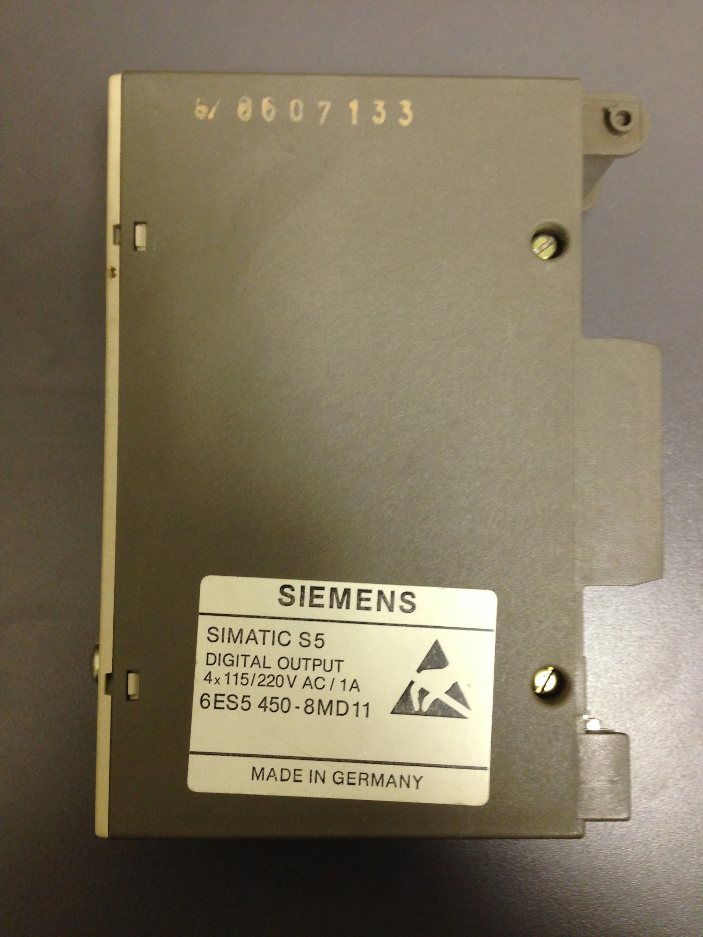 6ES5 450 8MD11(1) .JPG