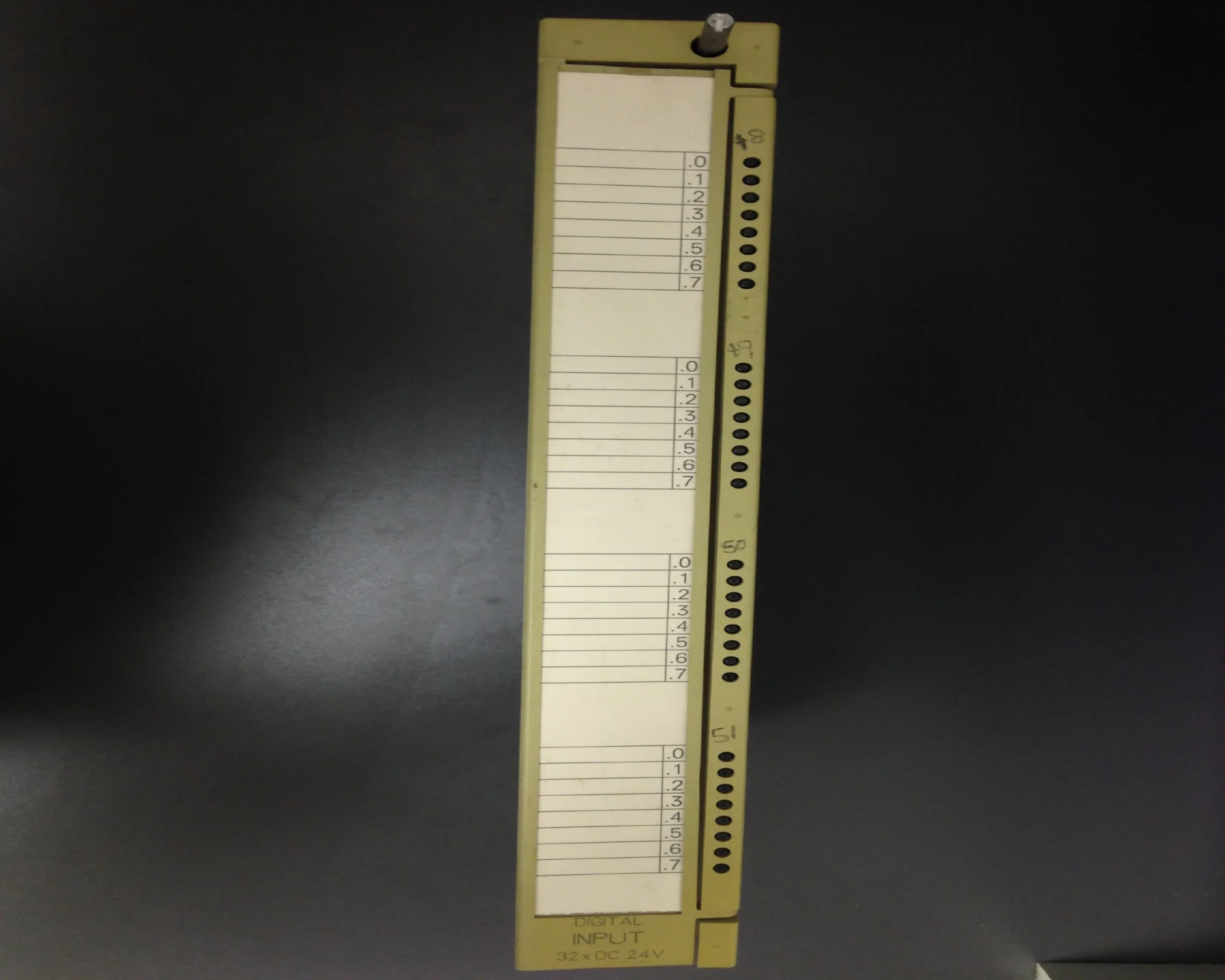 Siemens	S5-115U	6ES5 420 7LA11