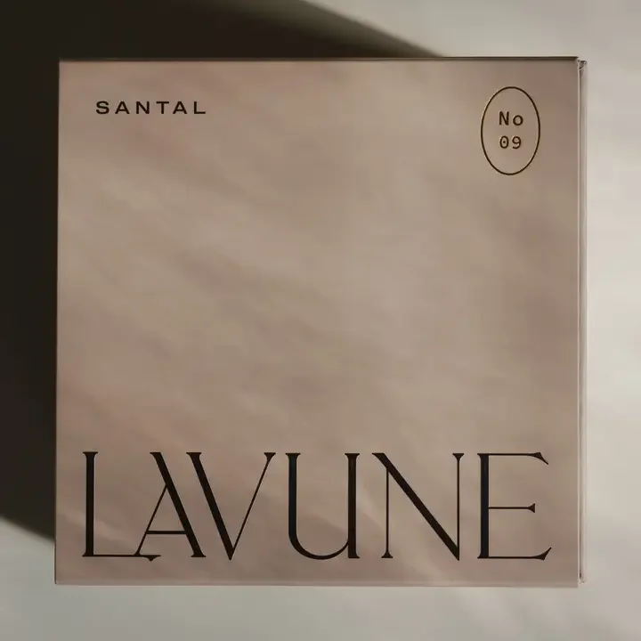 N˚09 Santal Candle | Luxurious Sandalwood & Cedarwood.webp