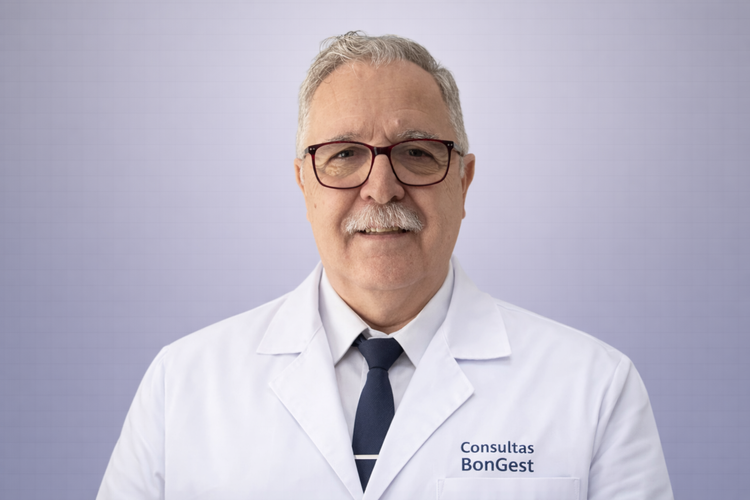 Dr. Horacio Moreu, cirugía estética en Consultas BonGest