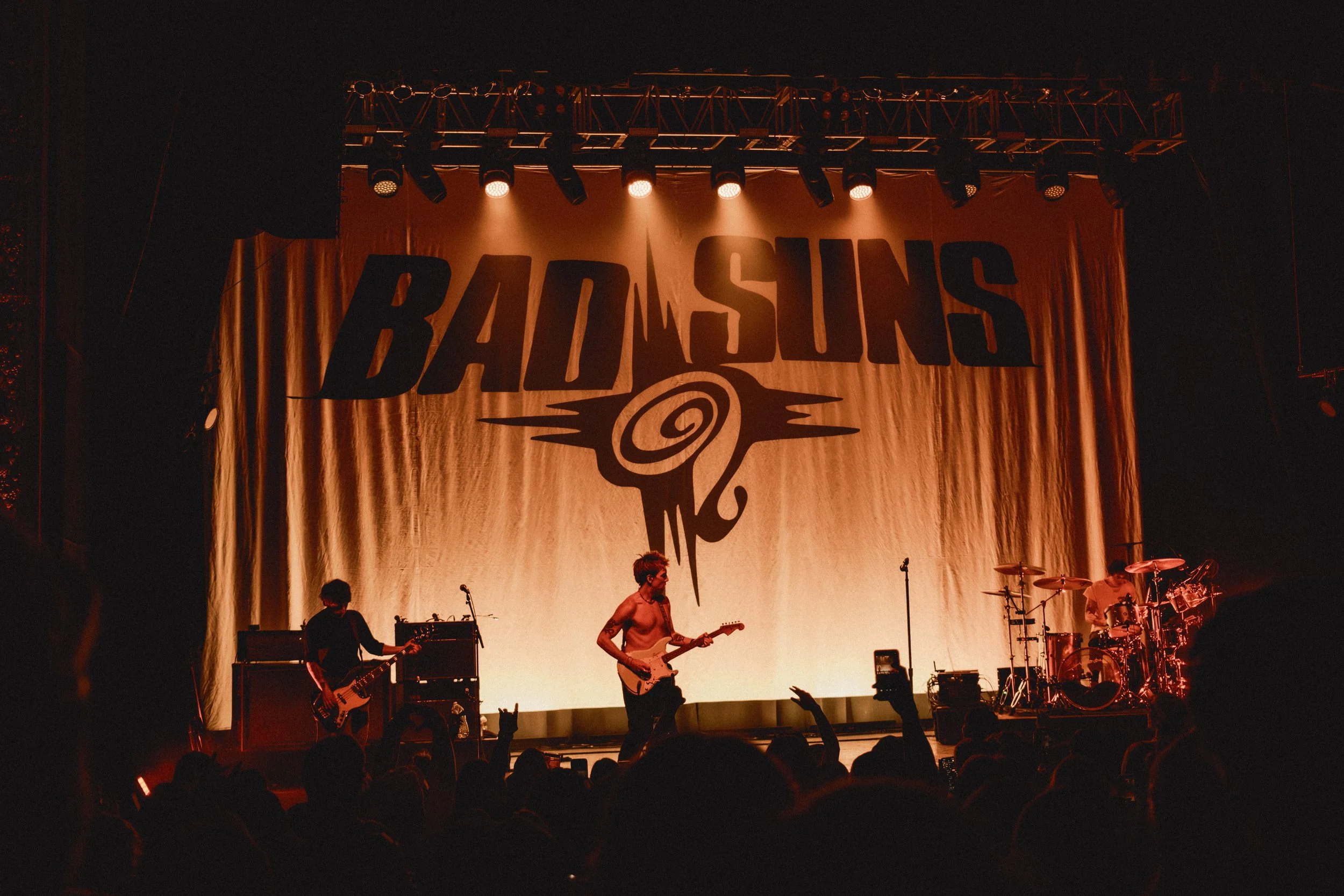 bad suns 31.jpg