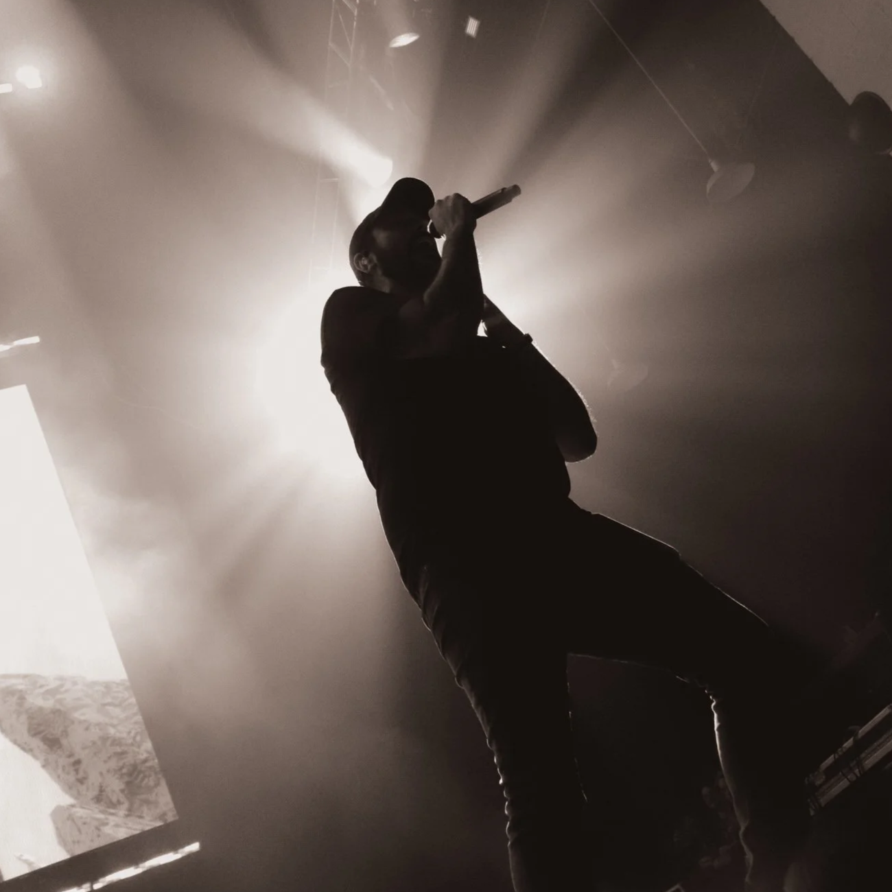 BREAKING BENJAMIN