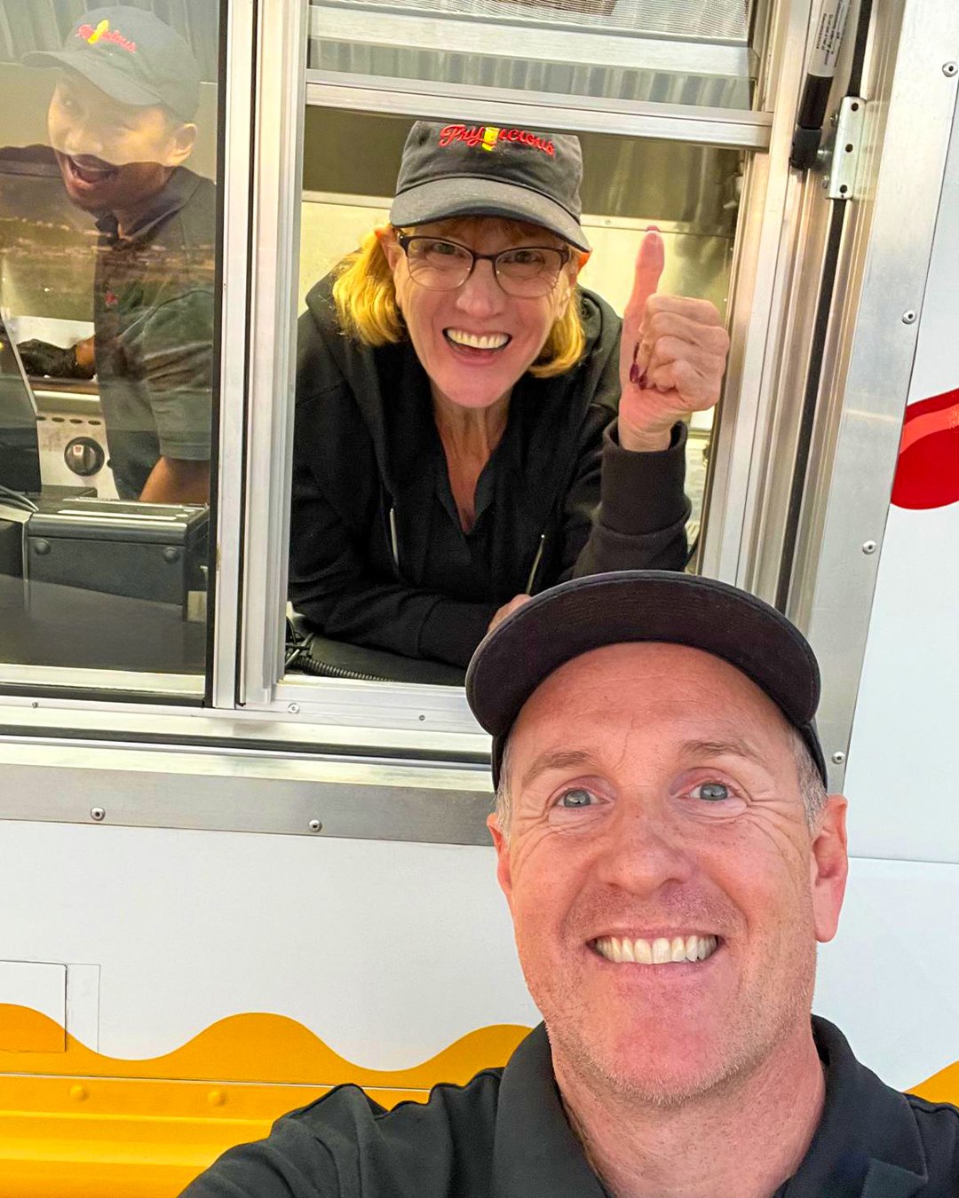 Thumbs UP! All systems are ready to go inside the truck for service.

#frylicious #frenchfries #frieslover #foodlovers #orangecounty