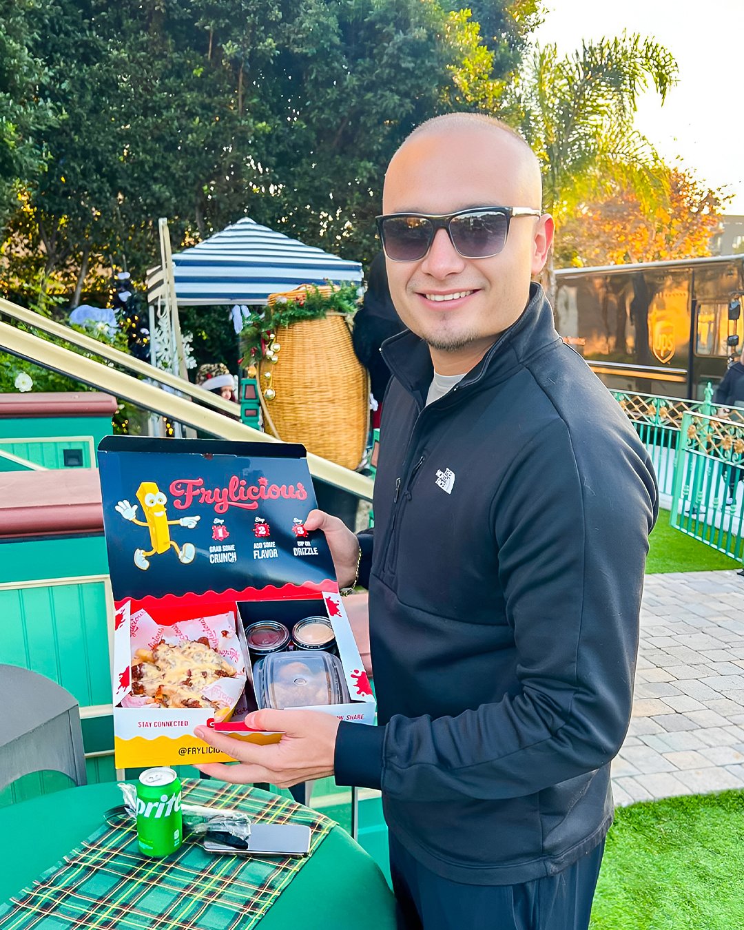 This is how Frylicious is meant to be enjoyed. Fresh, loaded, and served just right.

#frylicious #frenchfries #frieslover #foodlovers #orangecounty