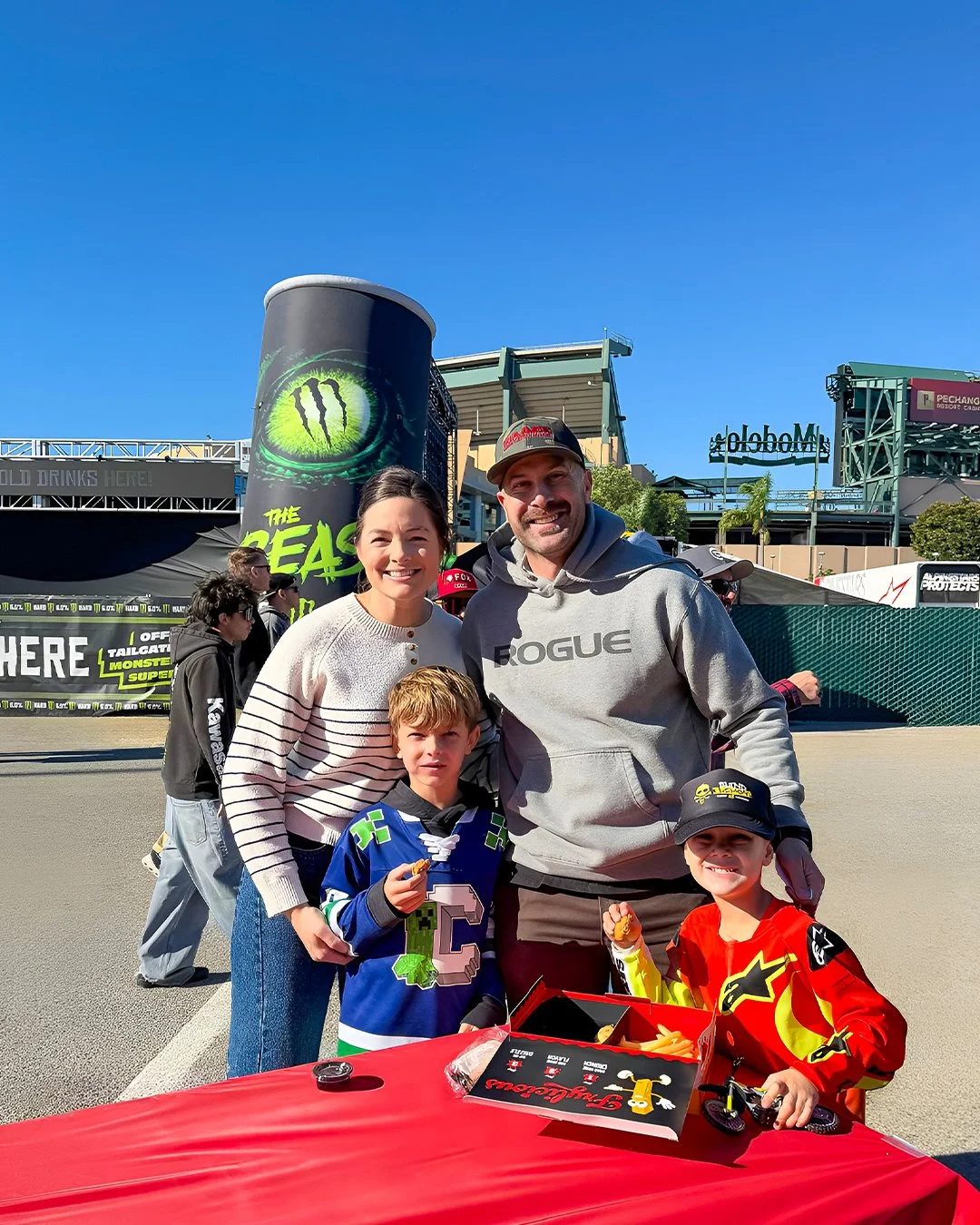 Fries out. Smiles up. Thanks for stopping by Frylicious.

#frylicious #frenchfries #frieslover #foodlovers #orangecounty