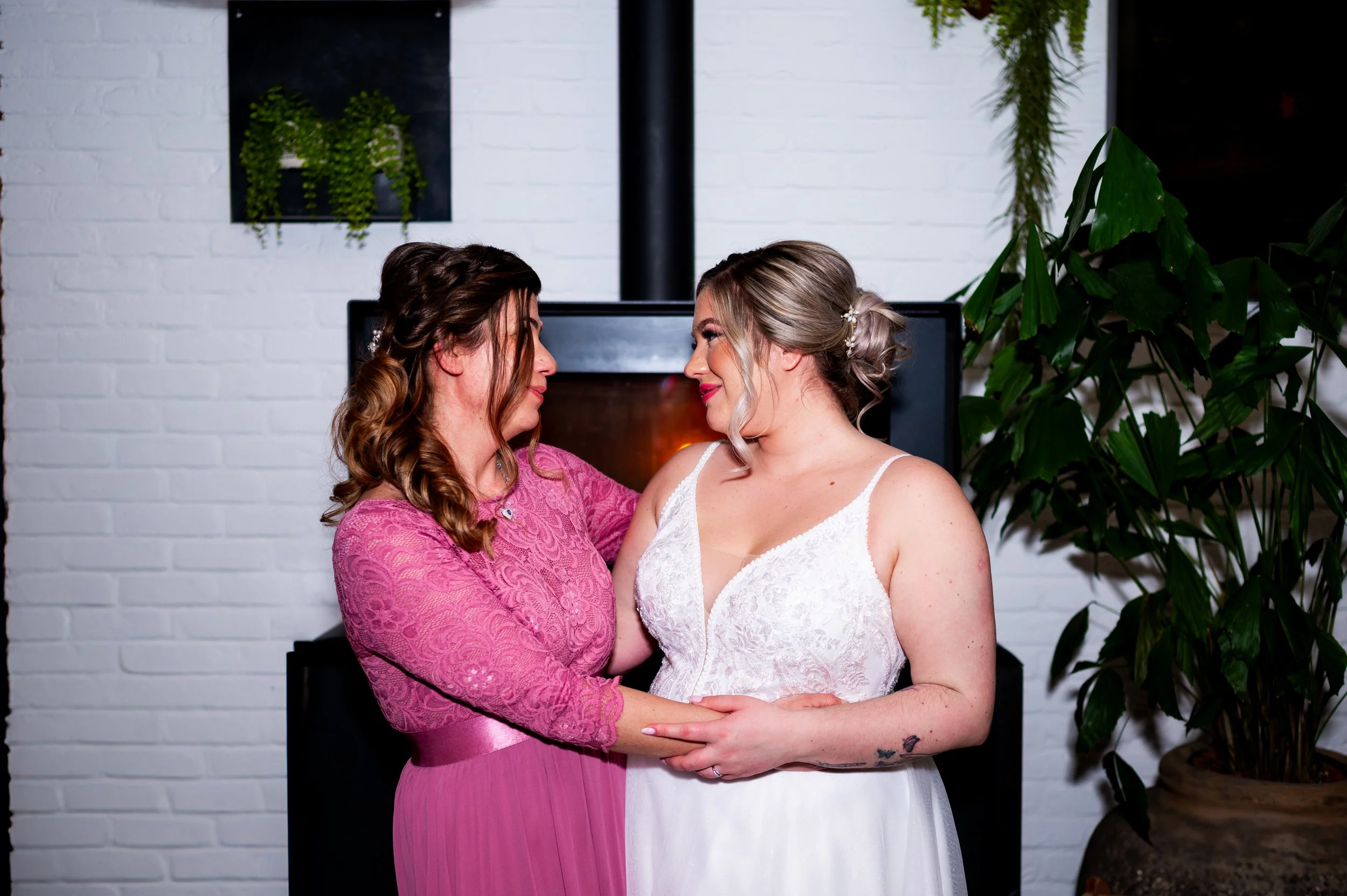 groom bride new couple family photoshoot wedding reception