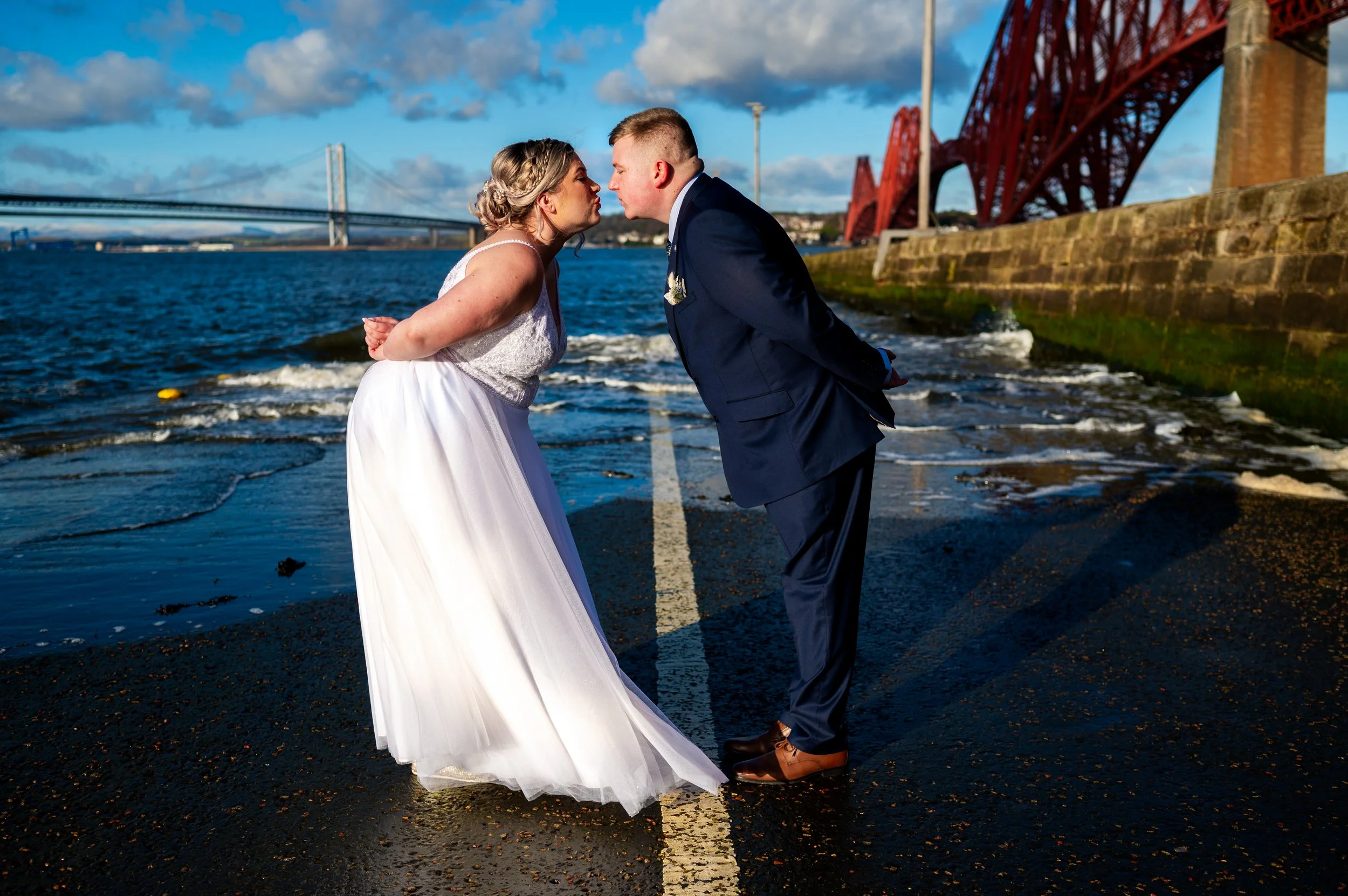 wedding photography groom bride photoshoot