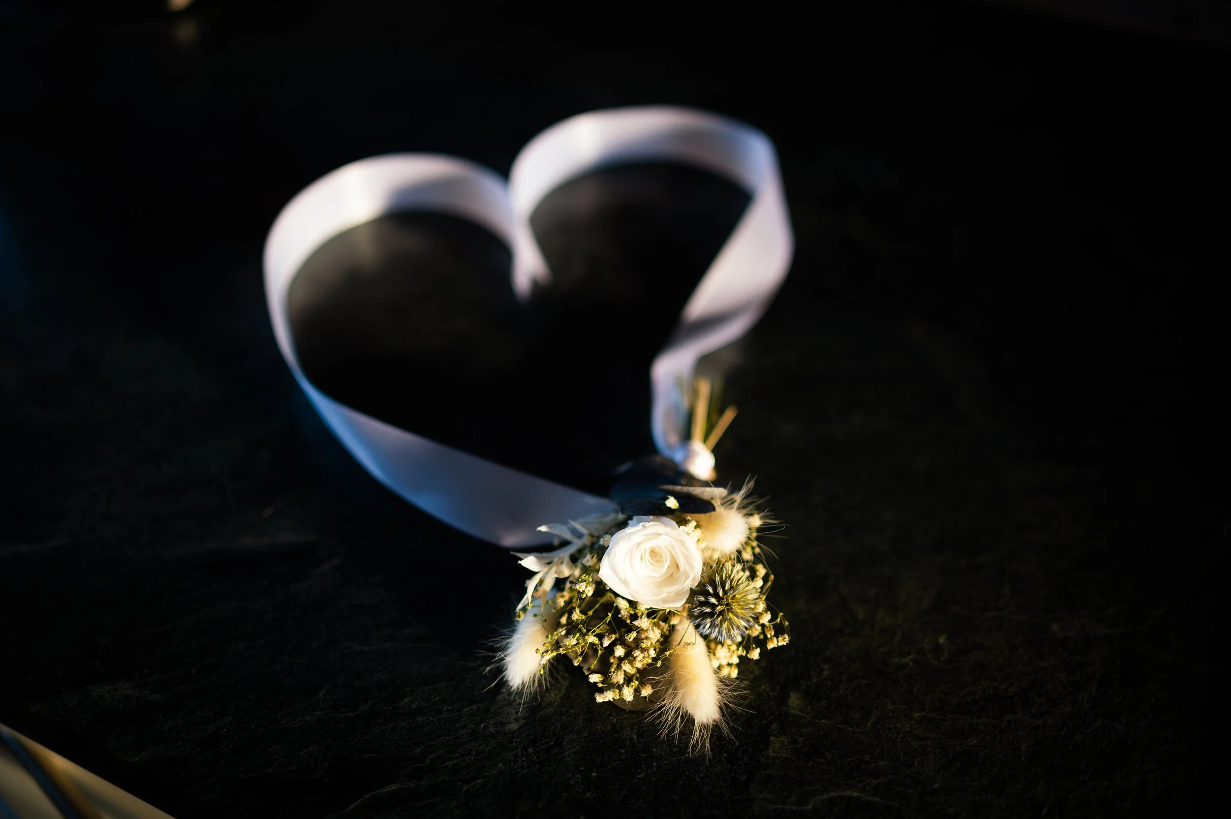 wedding bride prep preparations make up decoration