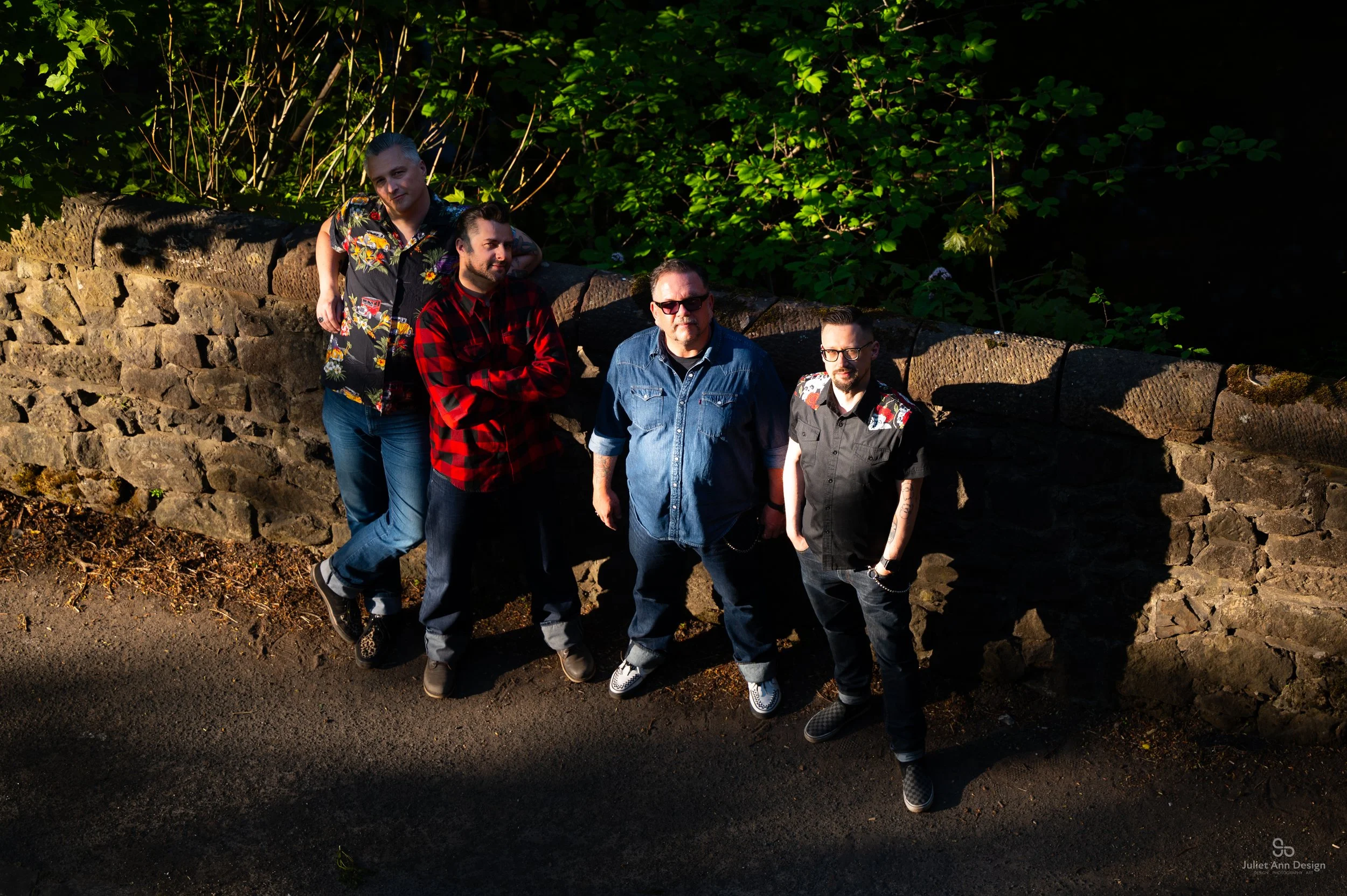 Burnin' Hearts-06.jpg