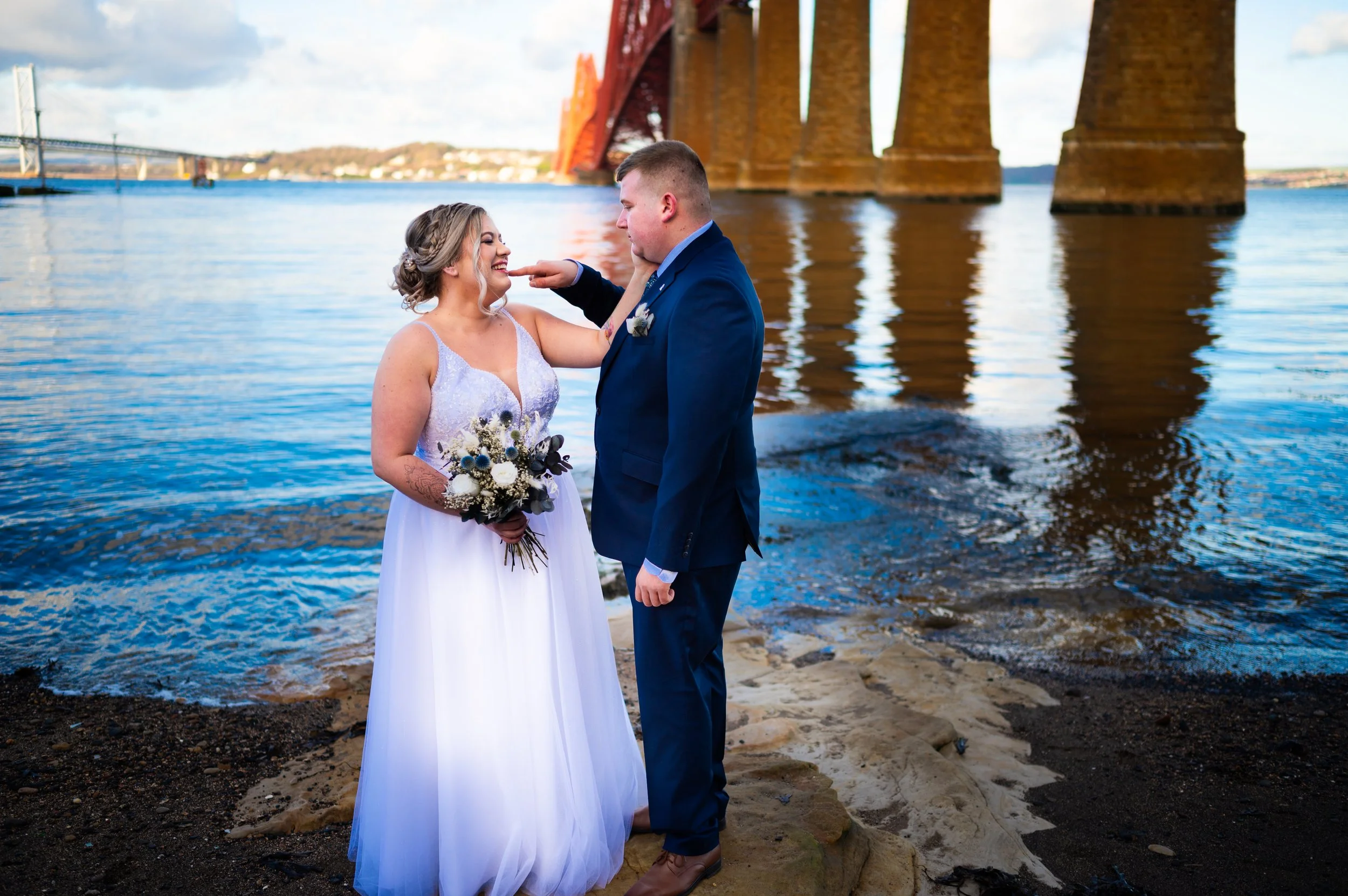 wedding photography groom bride photoshoot